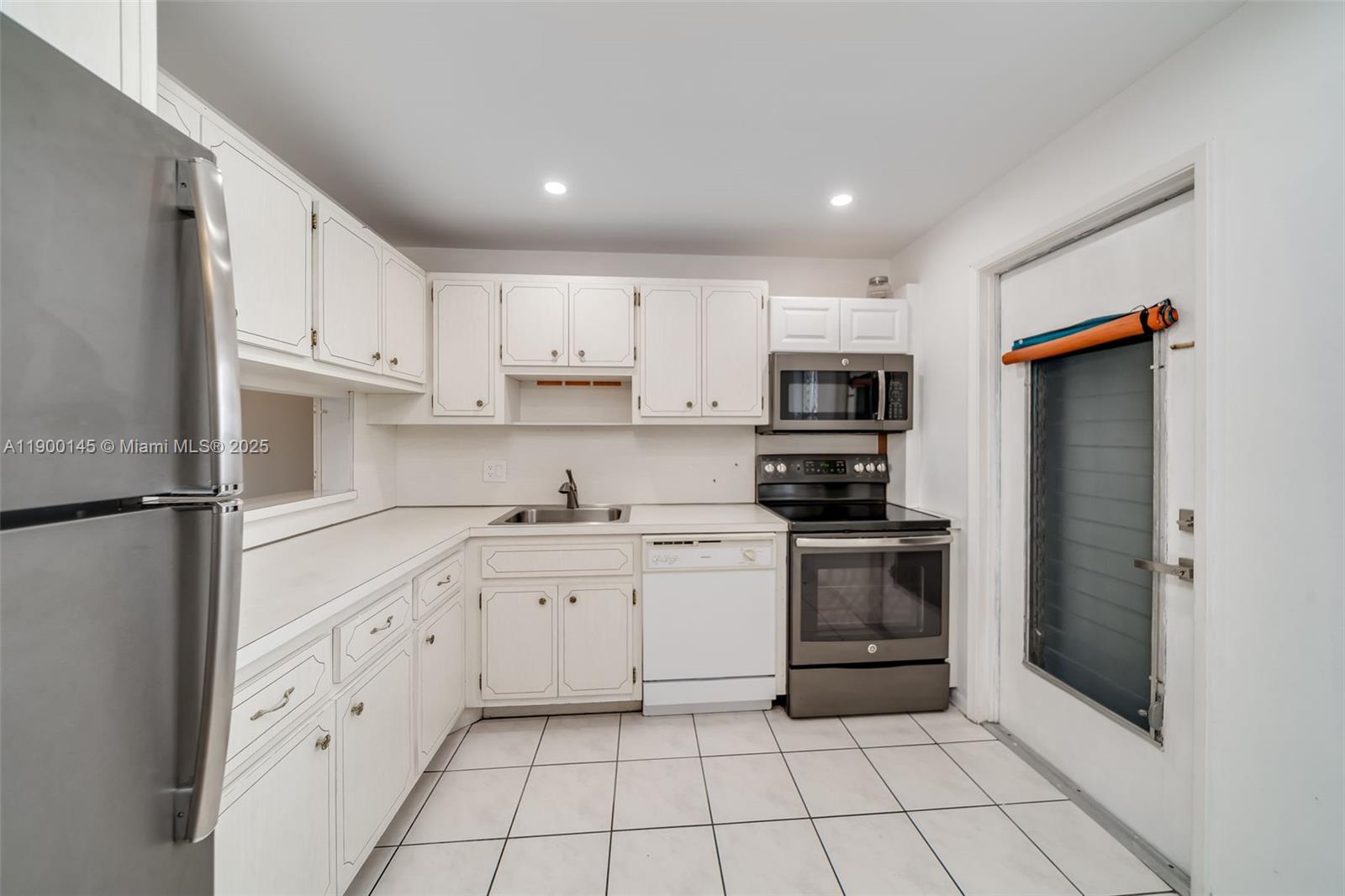 Property photo # 5