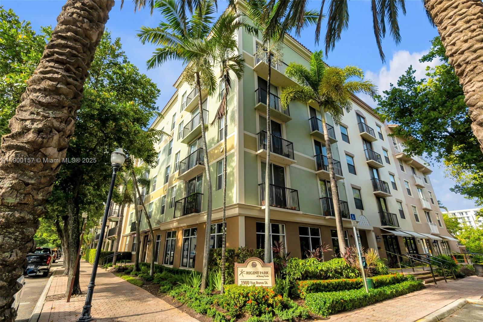 1900 Van Buren St Unit 206 B, Hollywood, Florida 33020