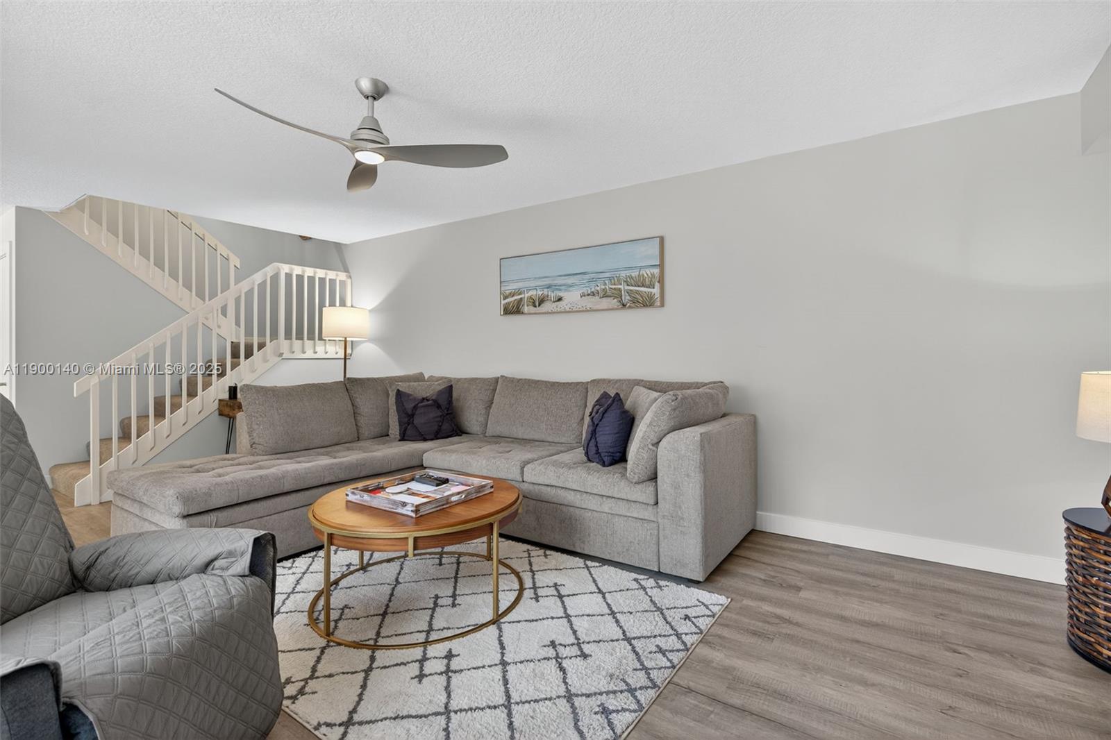Property photo # 9