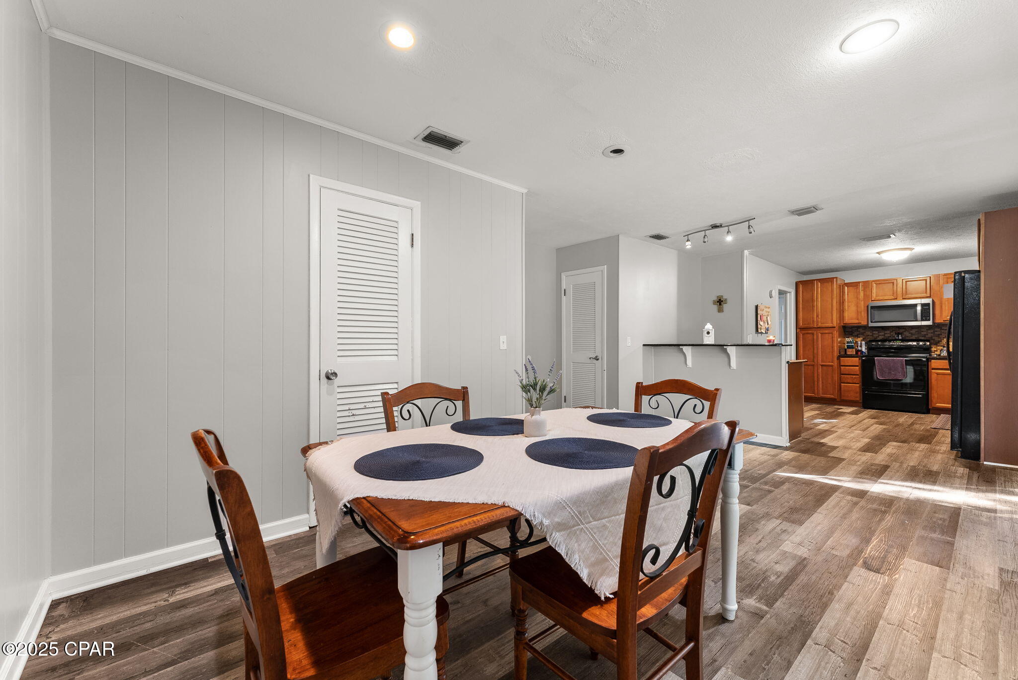 Zdcqucdafd8boxy5yc4c__edq68zob1jkcj72jsjtoi