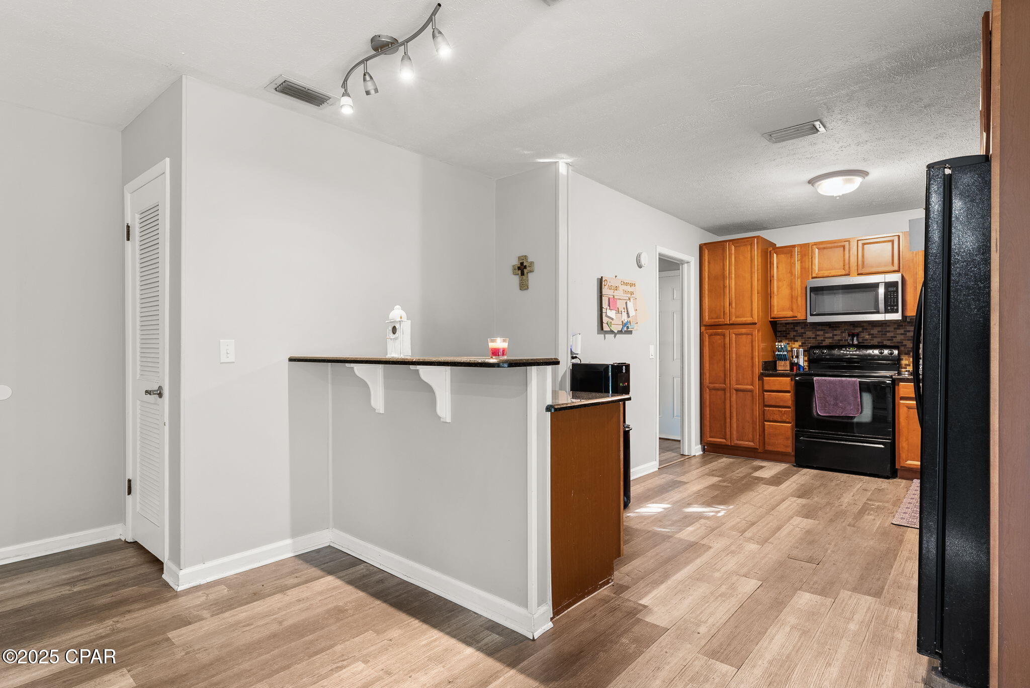 Image 9 For 1236 Amherst Road