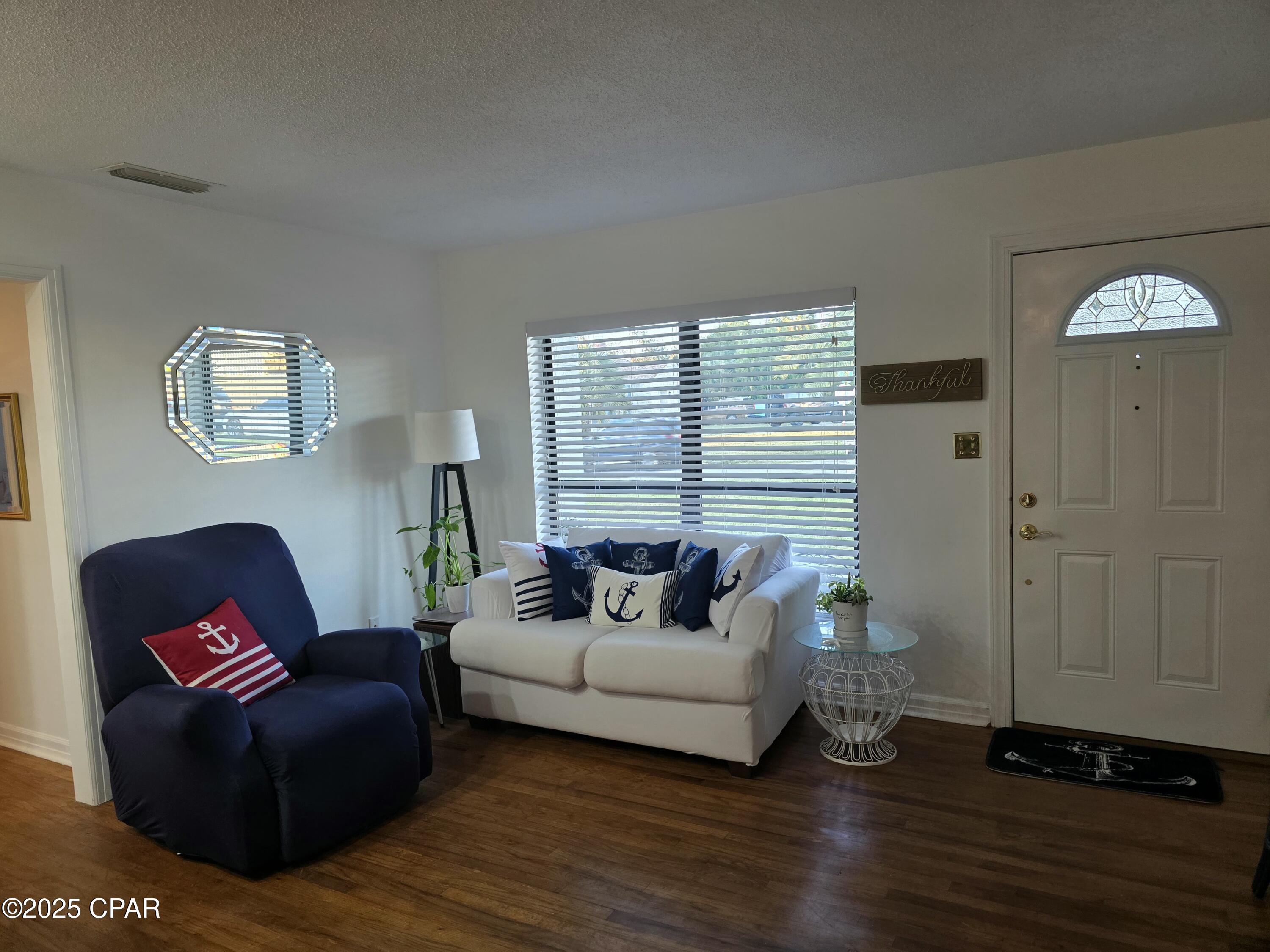 19wm5kcj52_k Mqiqej5zwlxkxdsyfrx8w2xh0spx1i