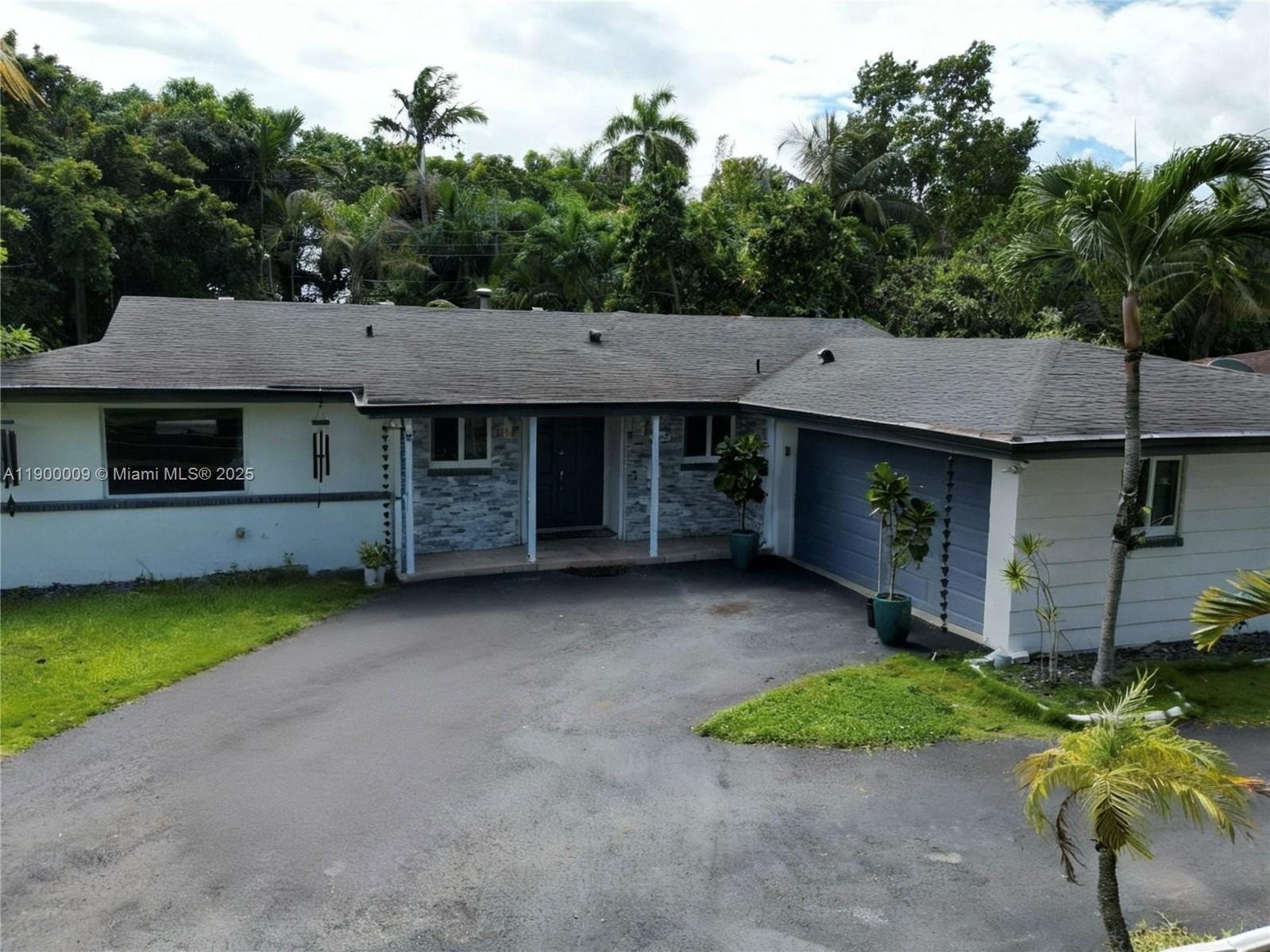 Property photo # 0