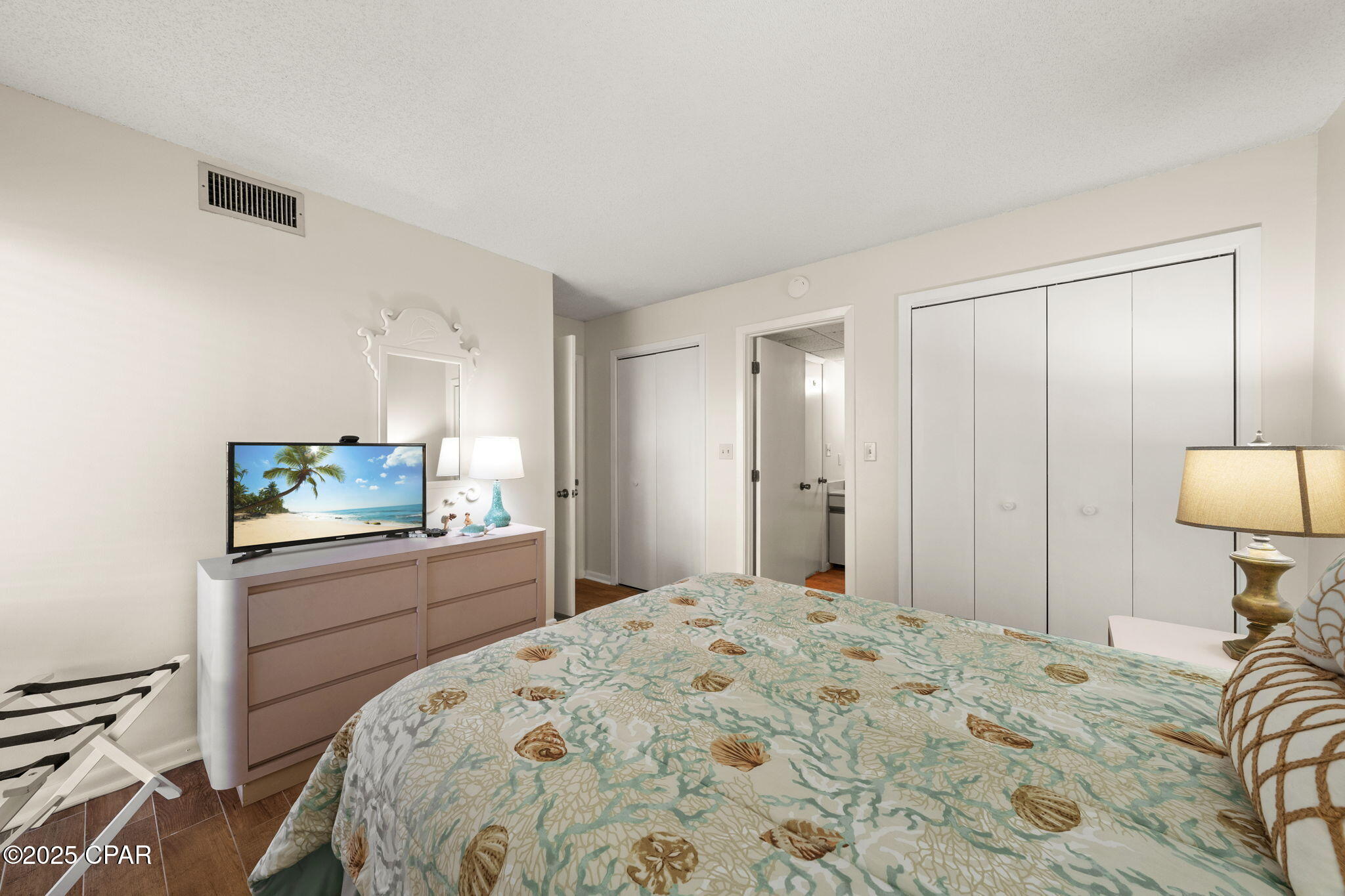 Mg31xk9_cluvjkqqy2vxkpocf_mdrhmespbs6zjexac