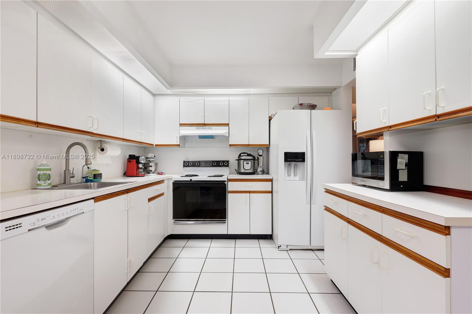 Property photo # 2