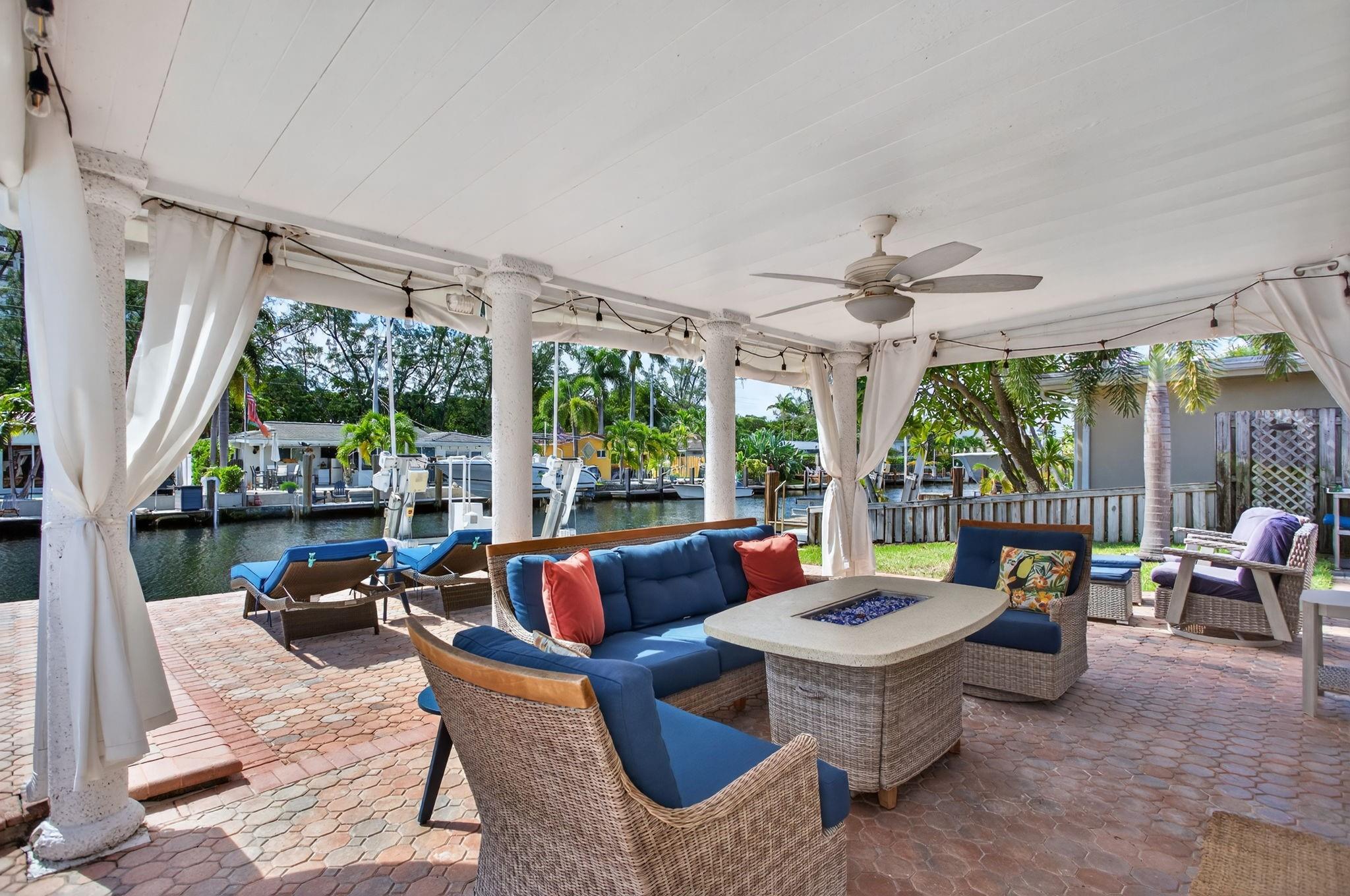 Photo 24 of home located at 2534 SE 14th Street, Pompano Beach FL
