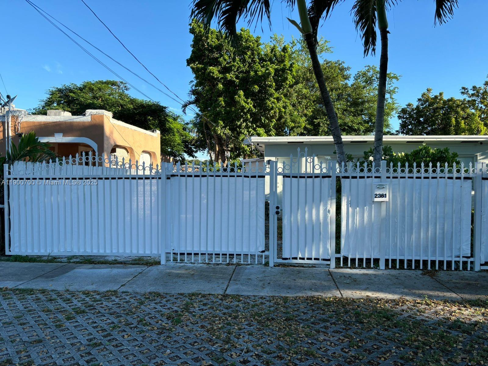 Property photo # 0