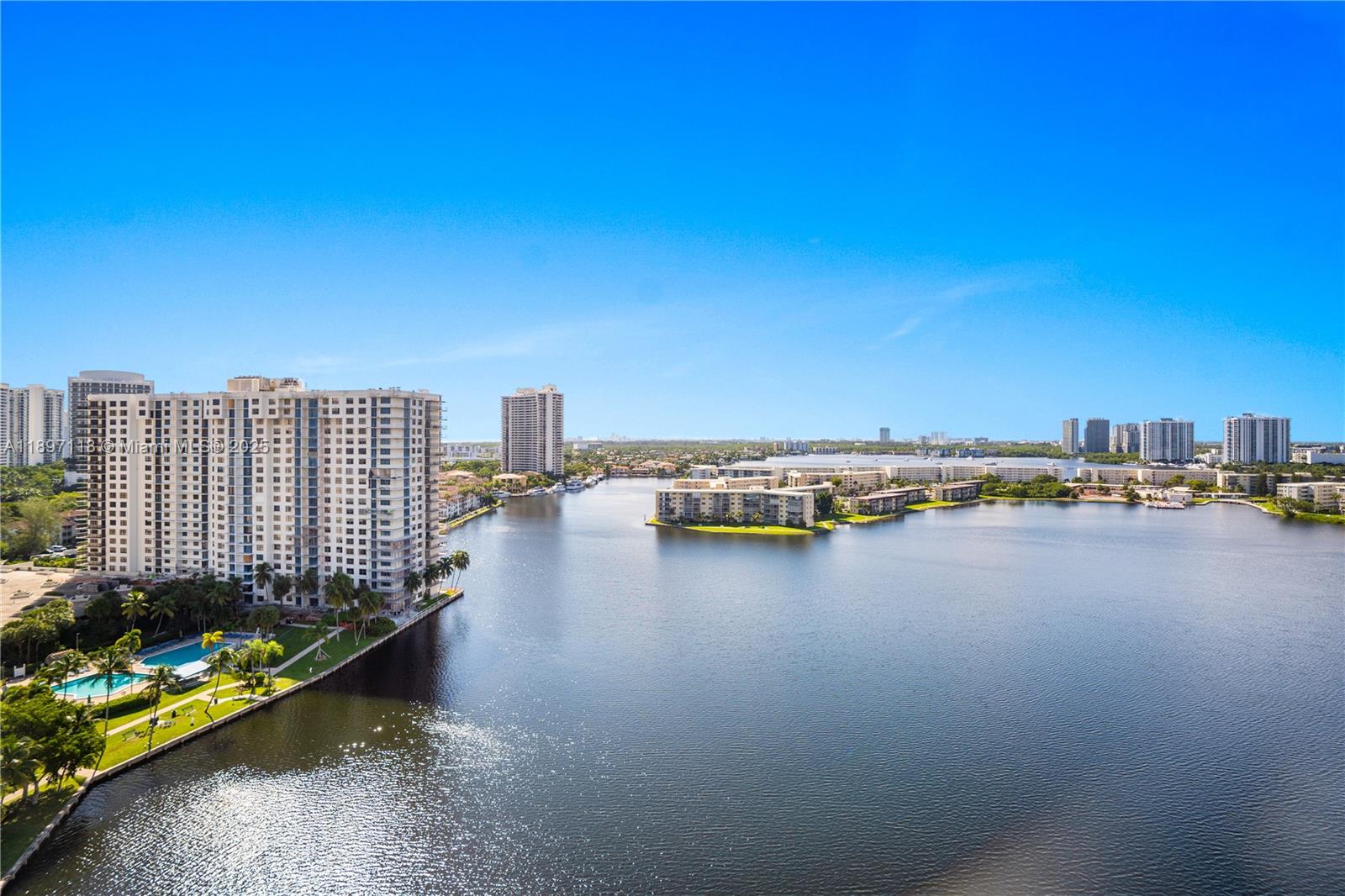 Admirals Port Condo-East