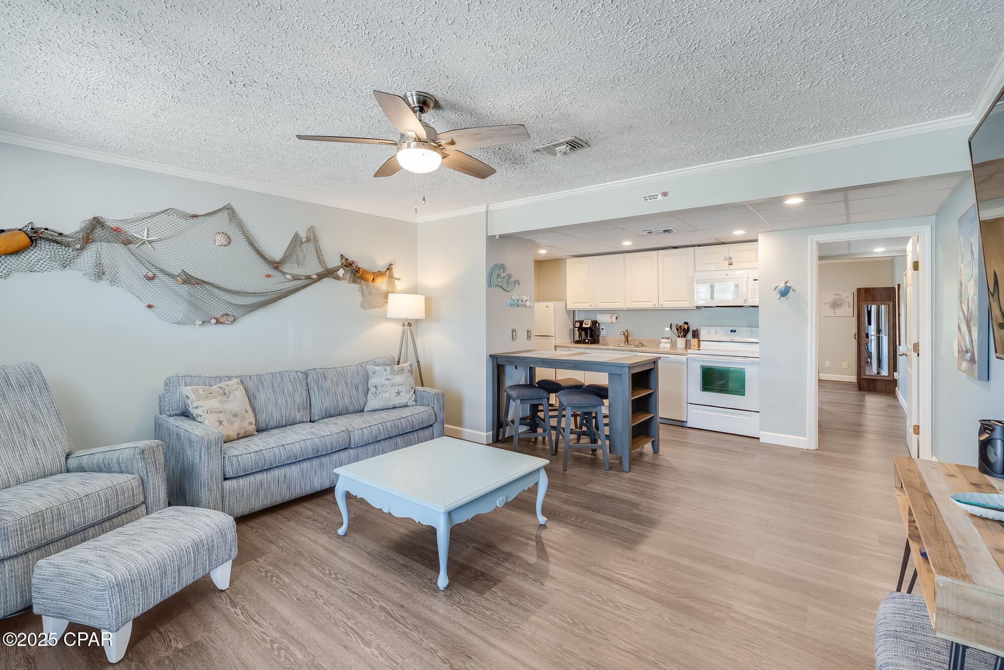 Image 2 For 6903 Lagoon Drive 27