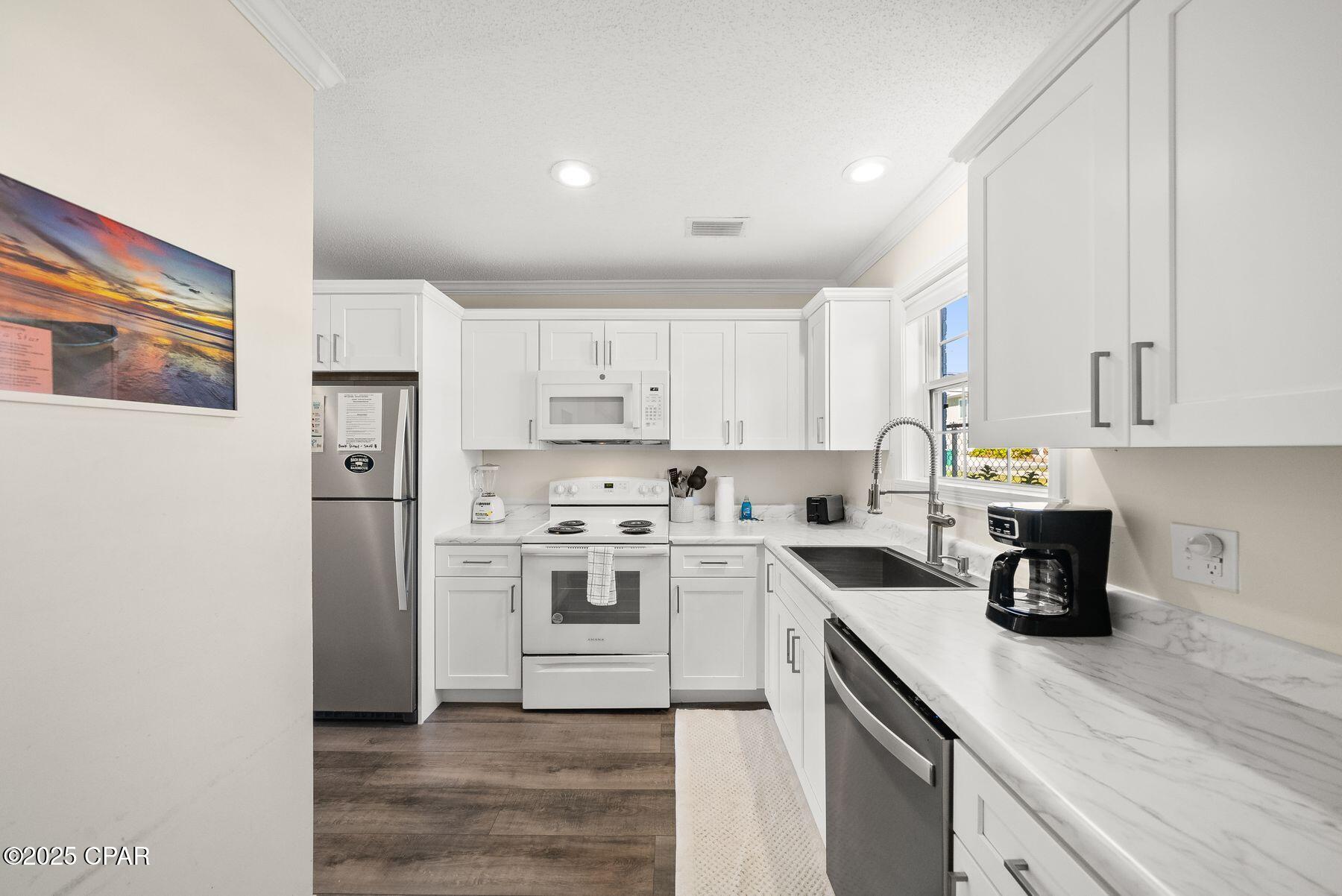 Ldl3wbh8xowaftgjh6kymrsxfugsjrxg_bcwydf2wus