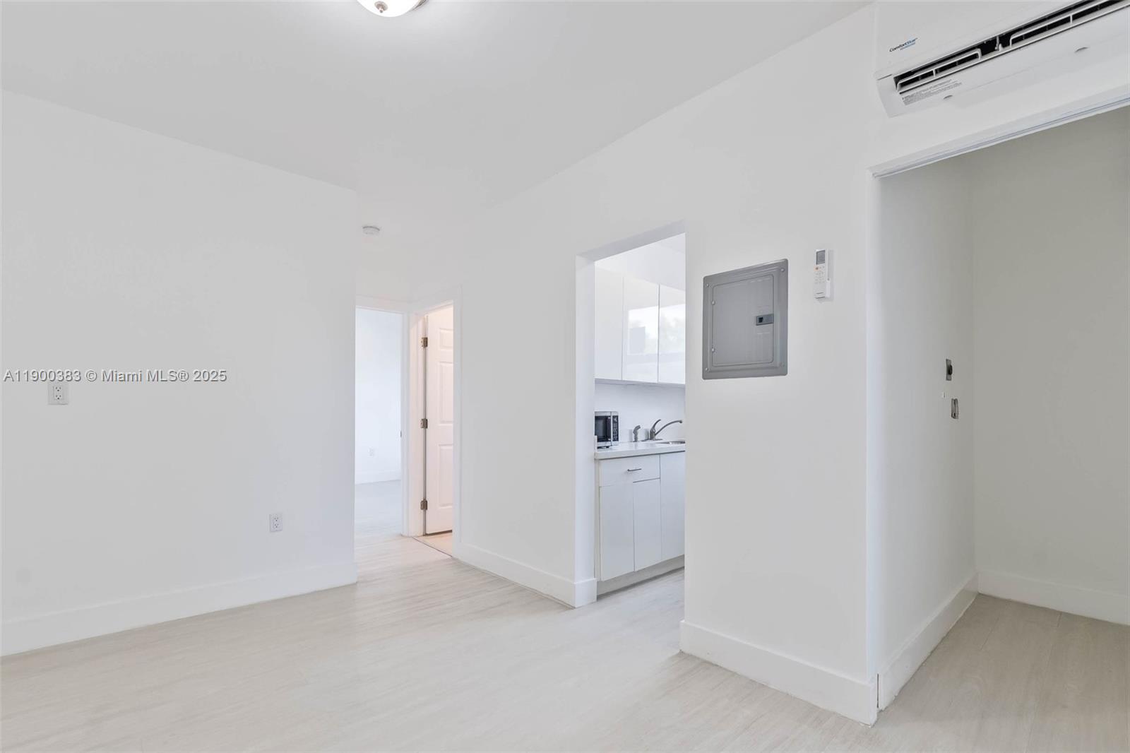 Property photo # 6