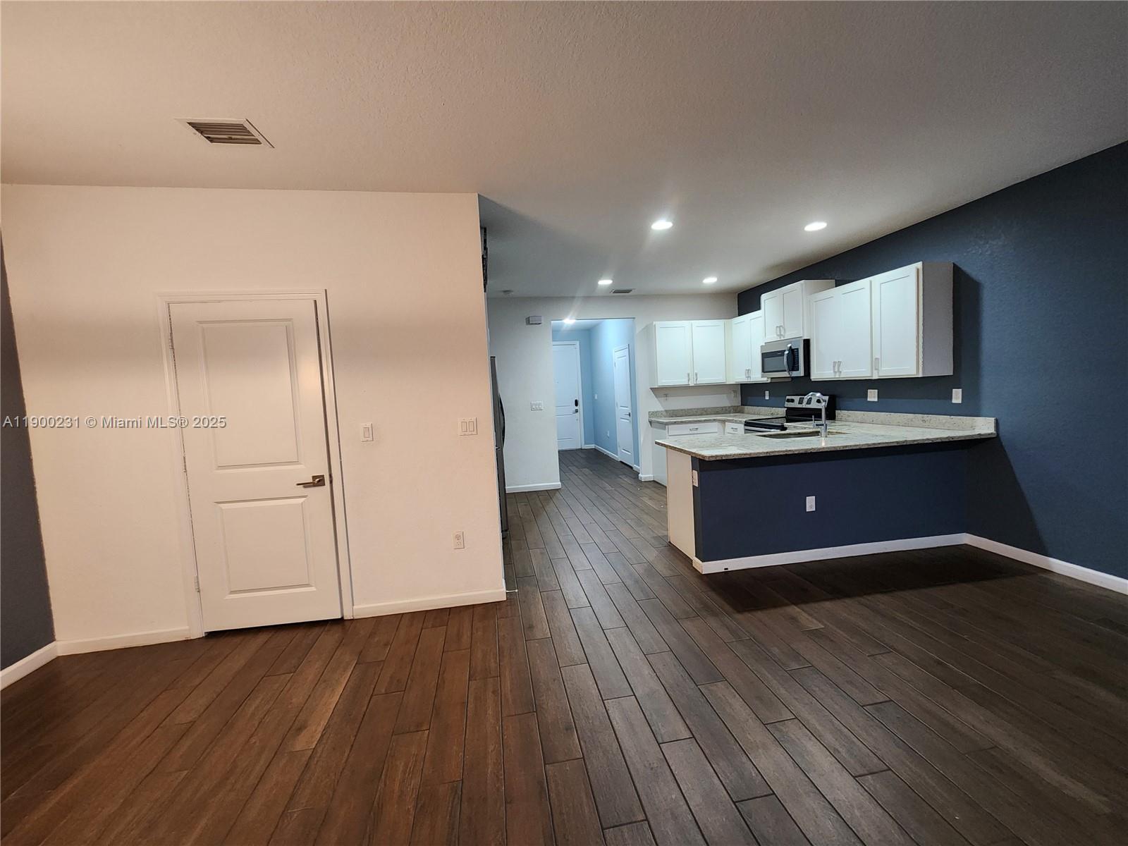 Property photo # 2
