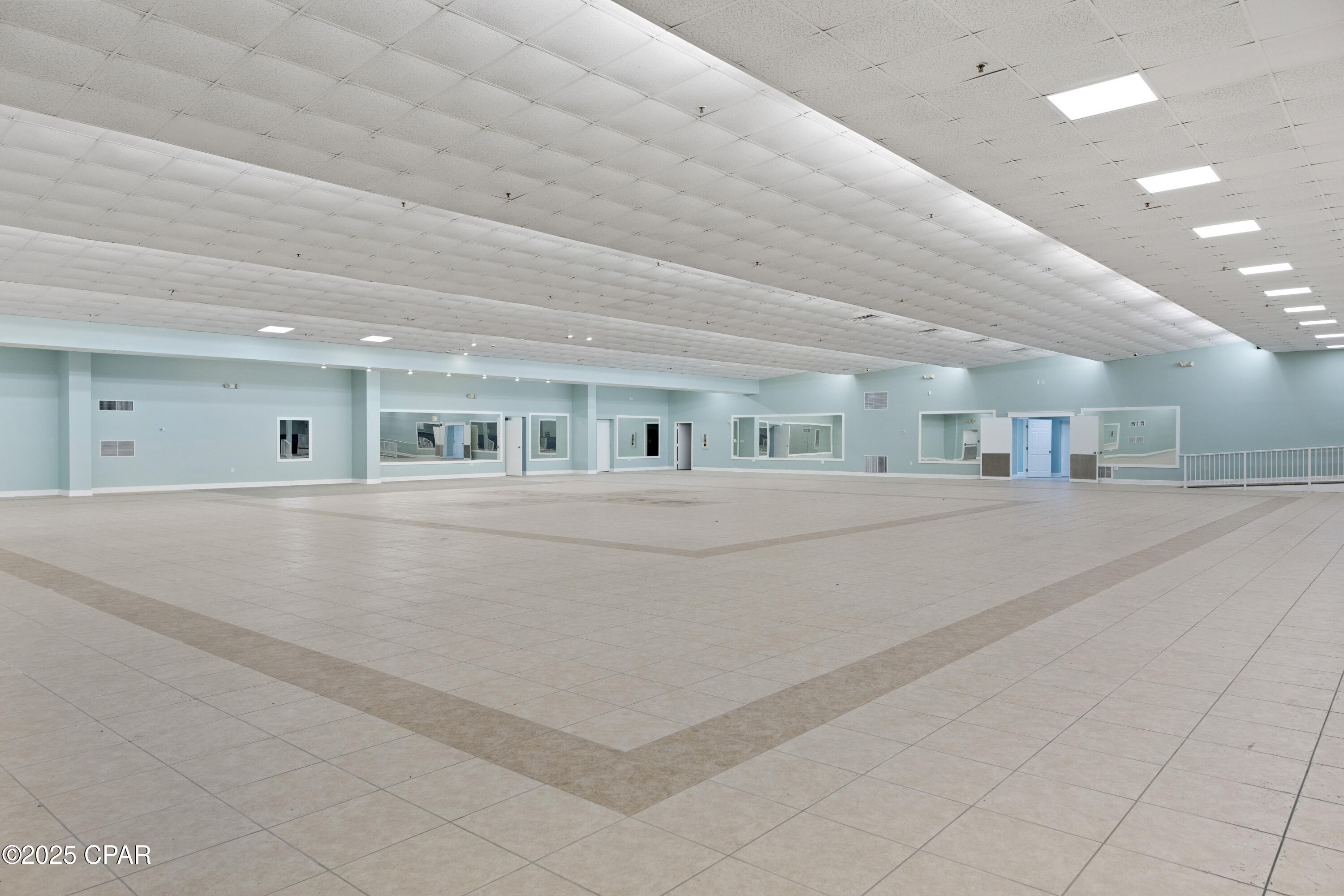 Txp0vxeuowoomv637xfutm Jpdvdy0rtc0jekqb Myc