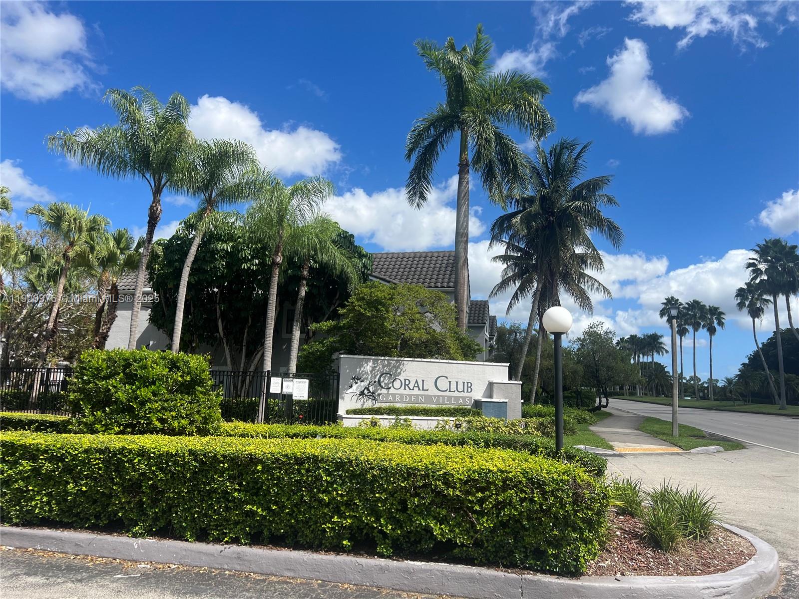 Coral Club Garden Villas