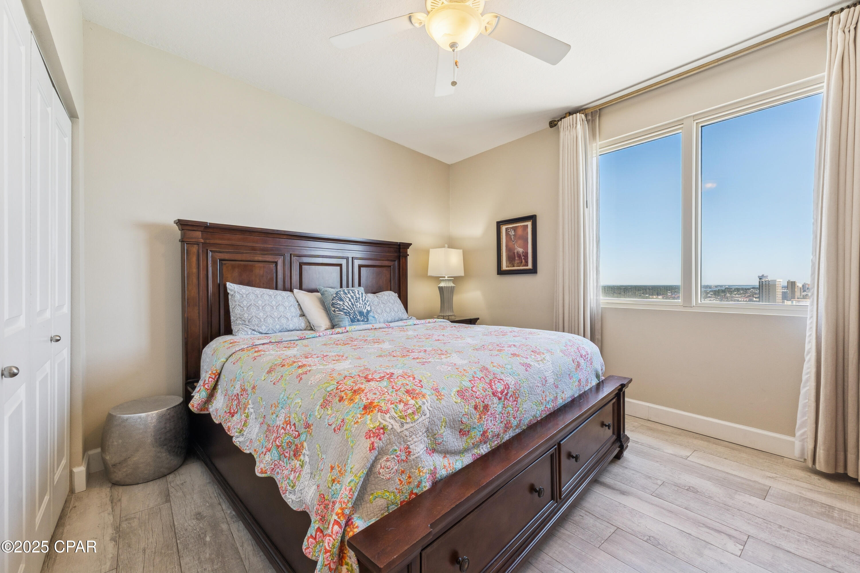 Image 14 For 9900 Thomas Drive 2131