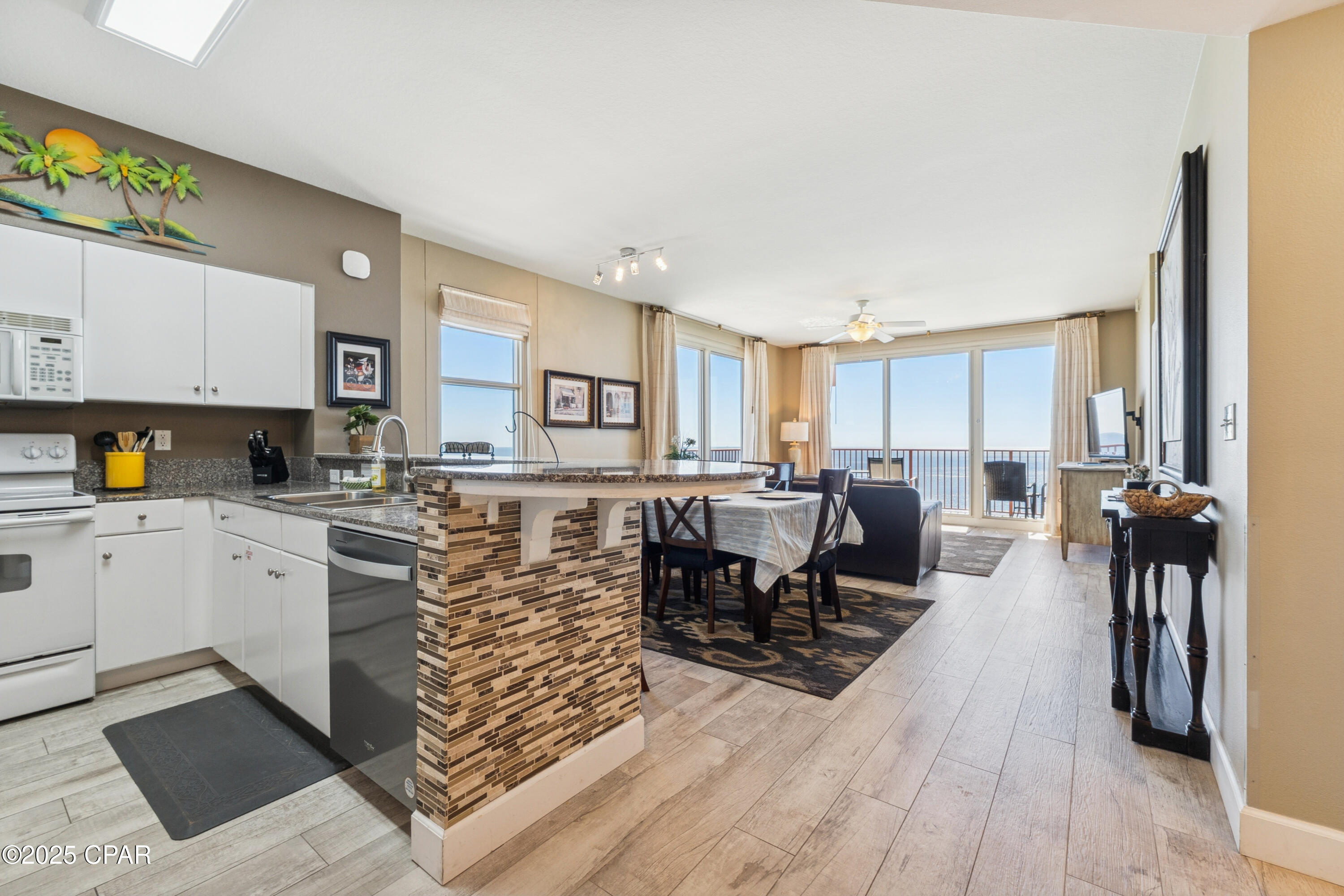 Zqbk4rajaa3_wubgjexsbp9pjwwhtkbwund1gkcvozm