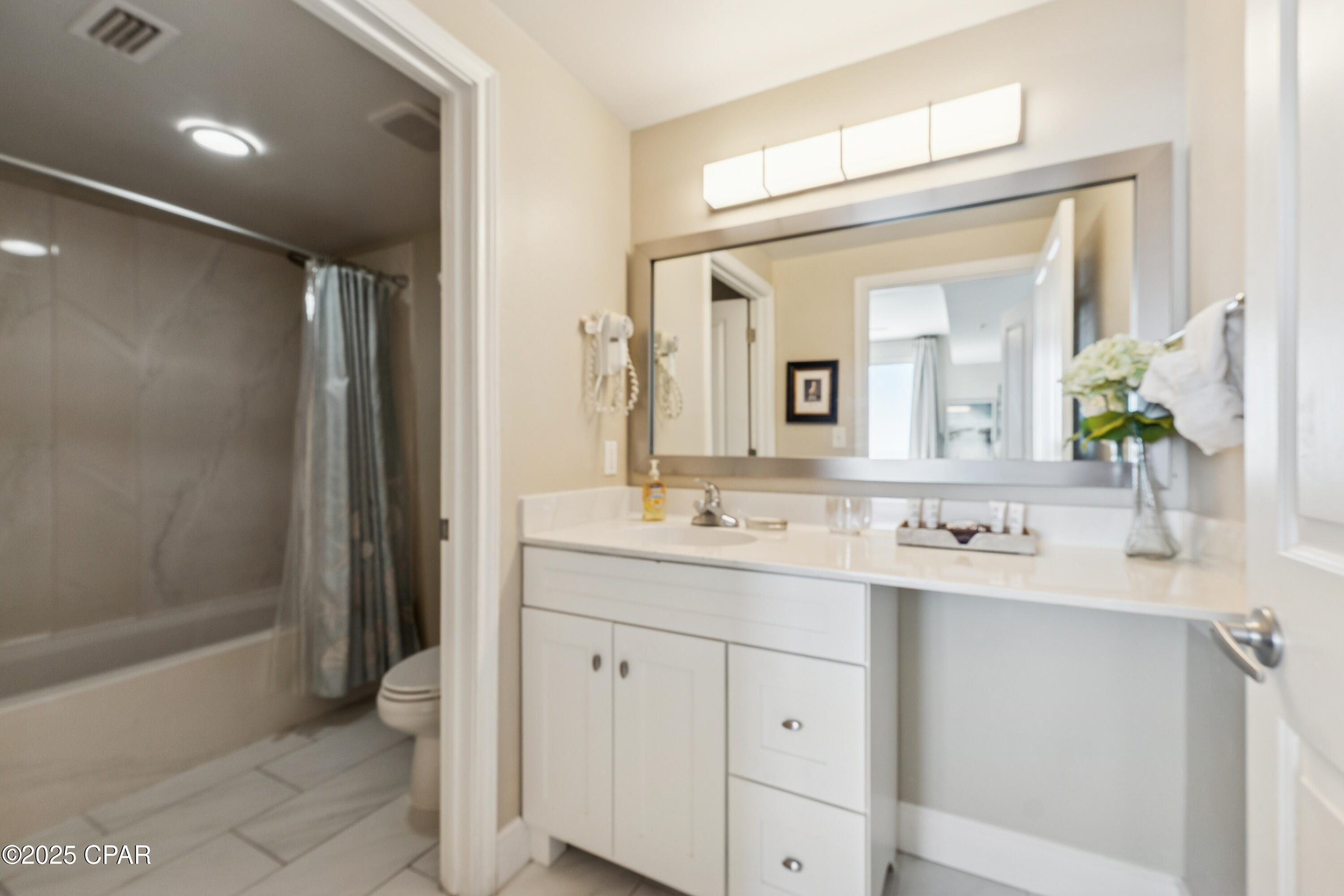 Image 32 For 9900 Thomas Drive 2131