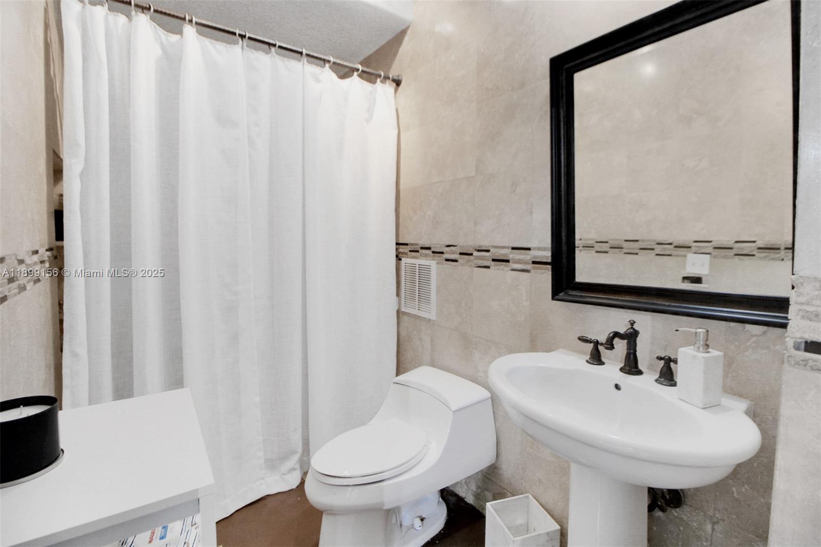 Orchard Stables Club