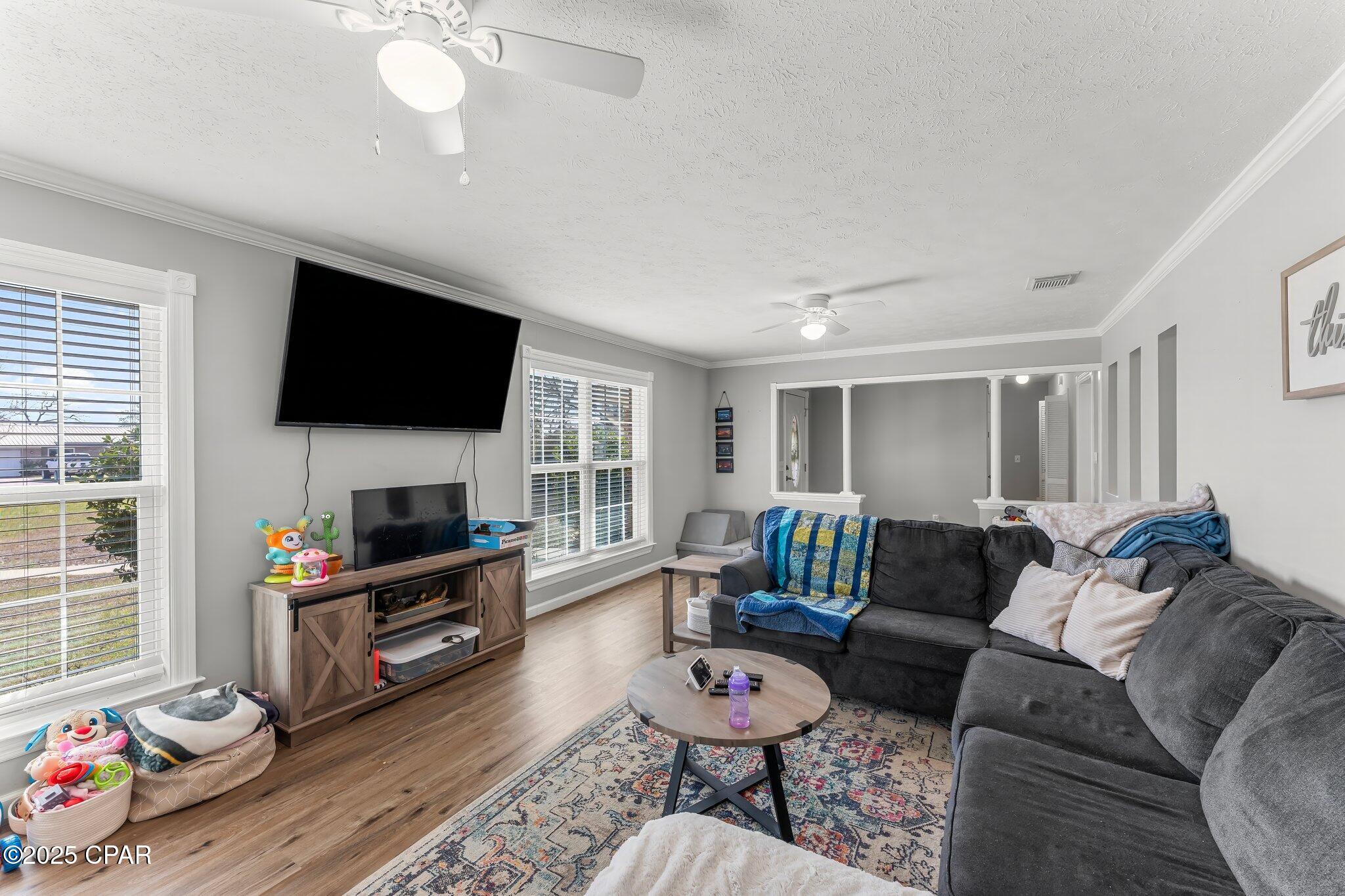 Uk1k1cb02qesexgvhweenali77vg5l5ht81yxez18zy