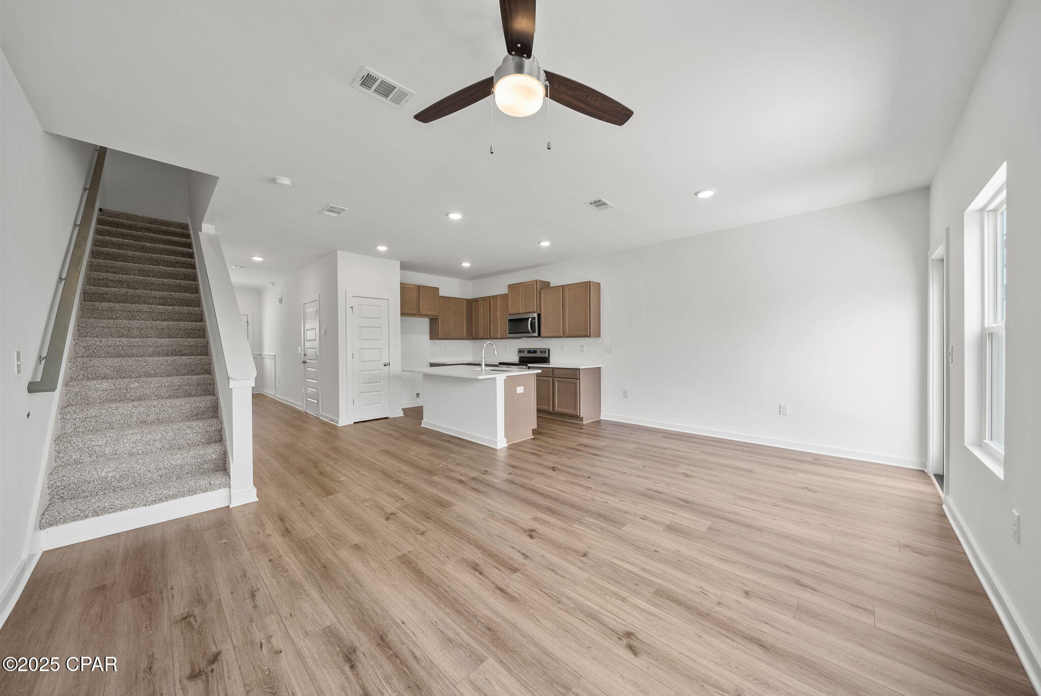 1k_isjhpzeknpfjezcin0k6qveybdhi9v9mmboorlr0