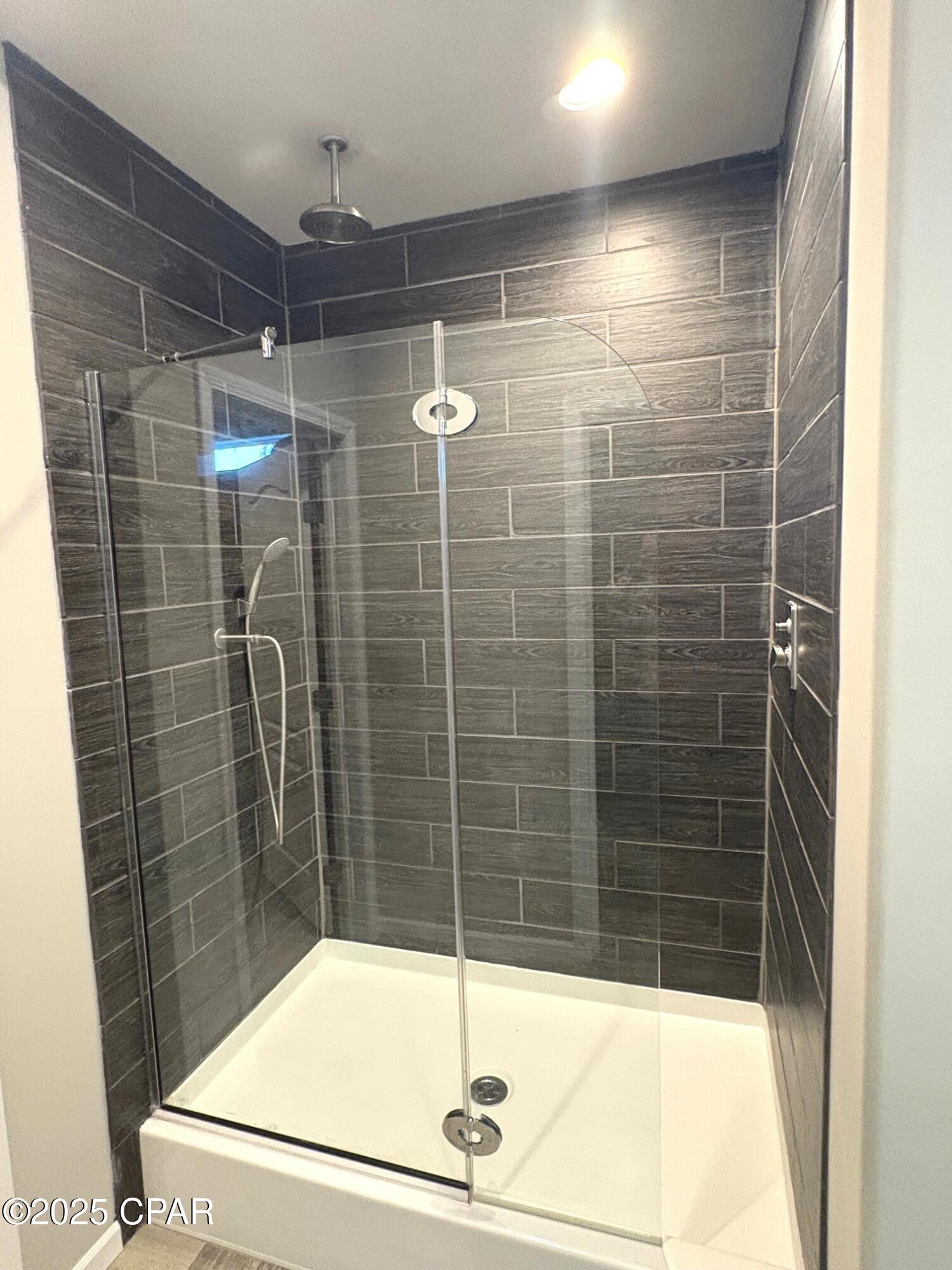 Si Mcp3f71oa Ozqnwhgys6wfofnhrd5azghlbhei3m