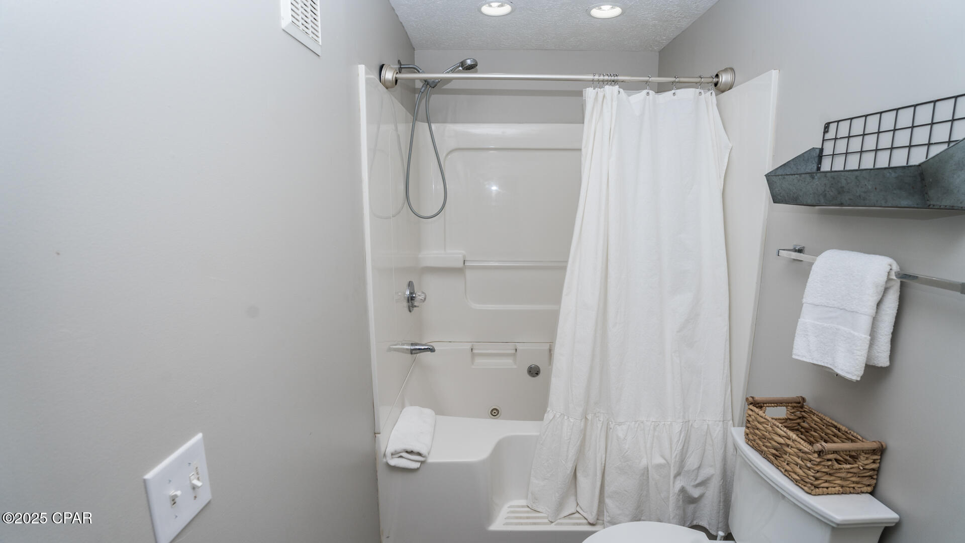 Dhfr3dktehgsgxuuwunjbn_w6t  Yu0tqbvofs8qxq4