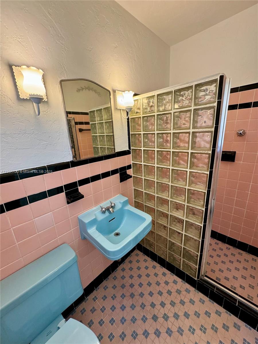 Property photo # 9