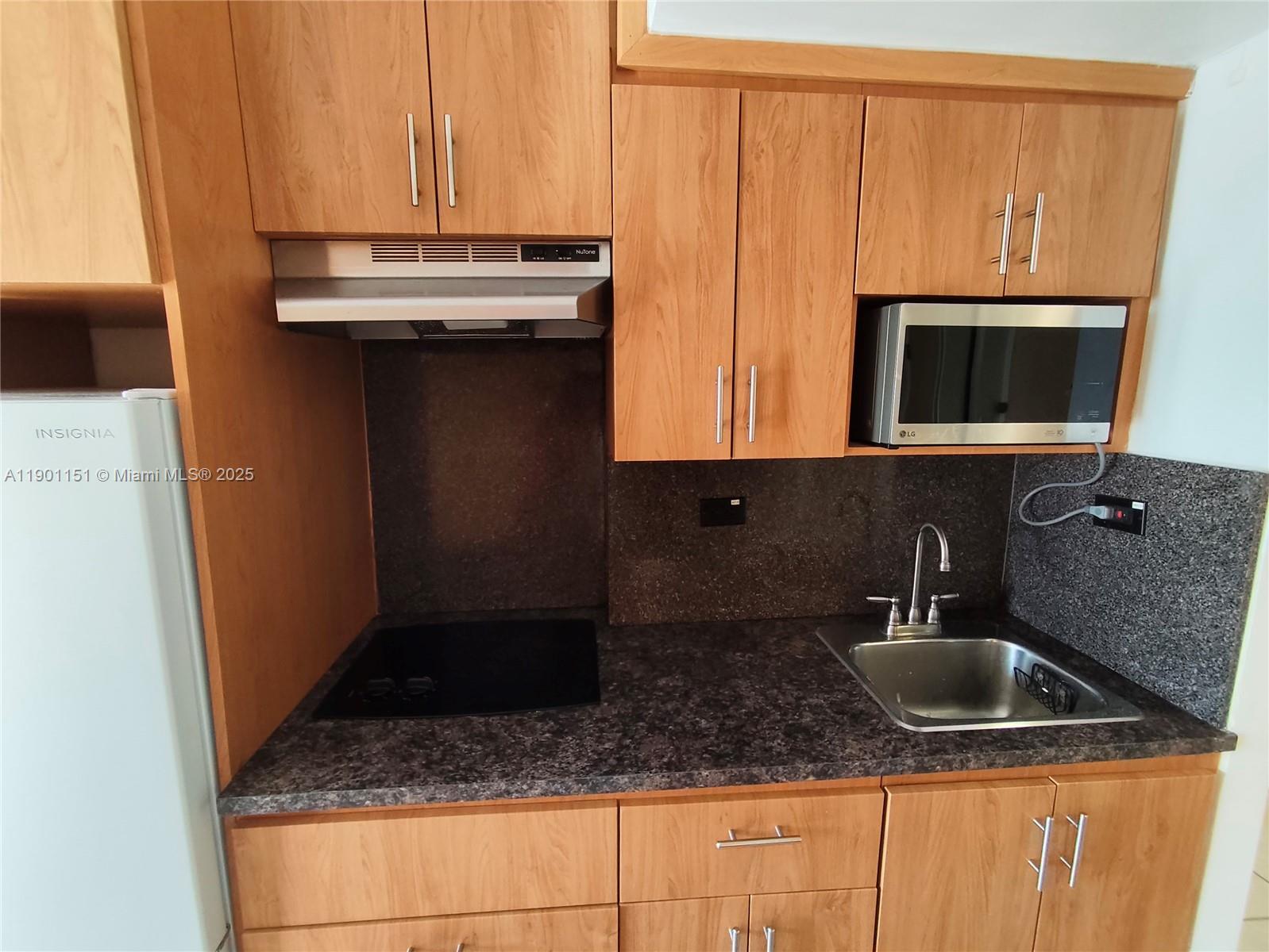 Property photo # 9