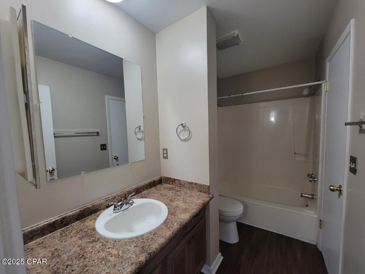 Ajimdzf6zgrbvfts4xcd_nbfd Xyqtwoedmcikkmzgy