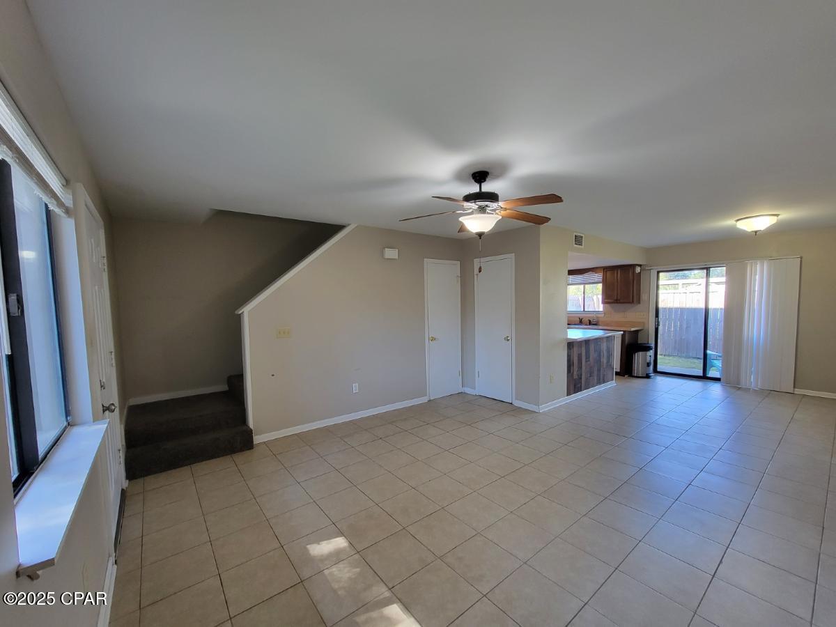 J4lscoybtbxs_xim0balns5tzn2jlwyywoxudtfpfni