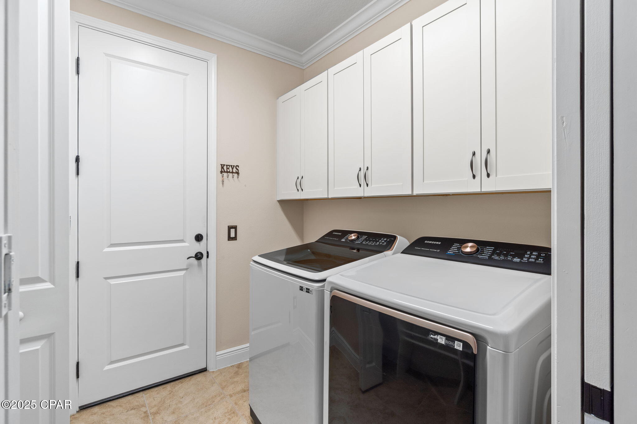 Quf_wr5dqykjar8lsjnxbncfakaqcb5zwe8s5rjhyxq