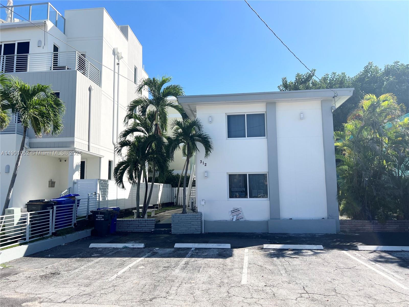 312 Elm St, Hollywood, Florida 33019