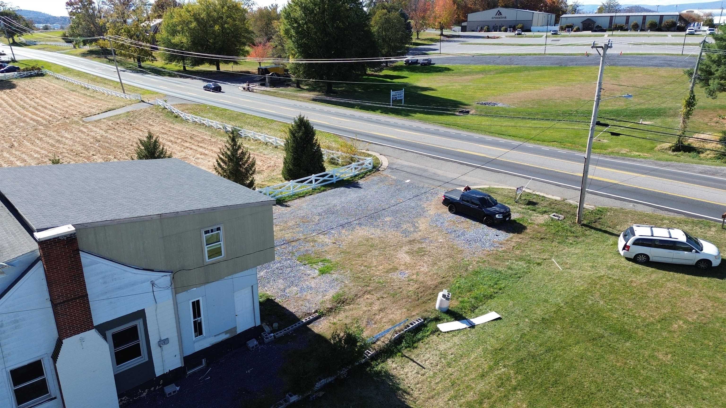 4861 South Valley Pike