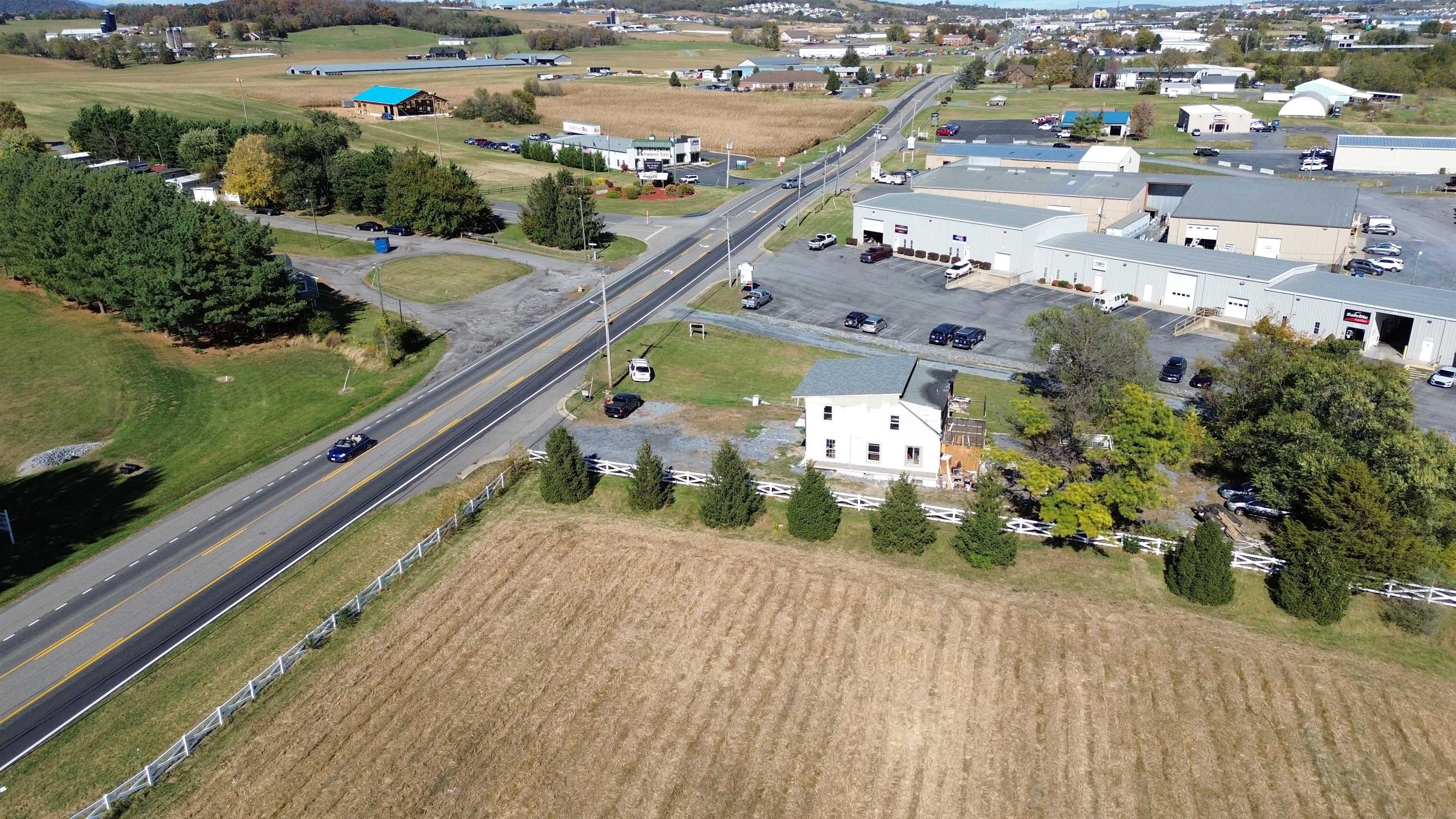 4861 South Valley Pike