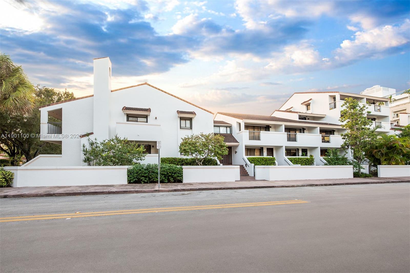 Biltmore Court Villas Con