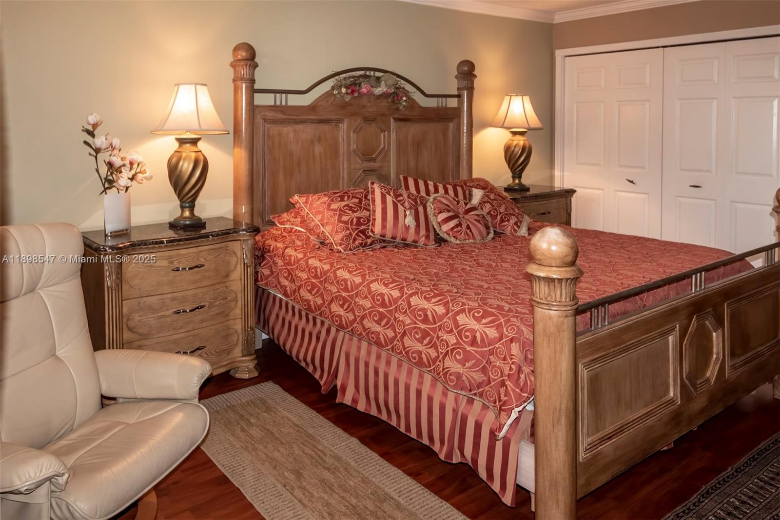 Property photo # 6