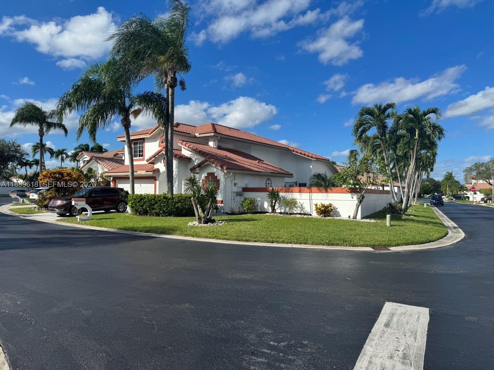 Holiday Springs East