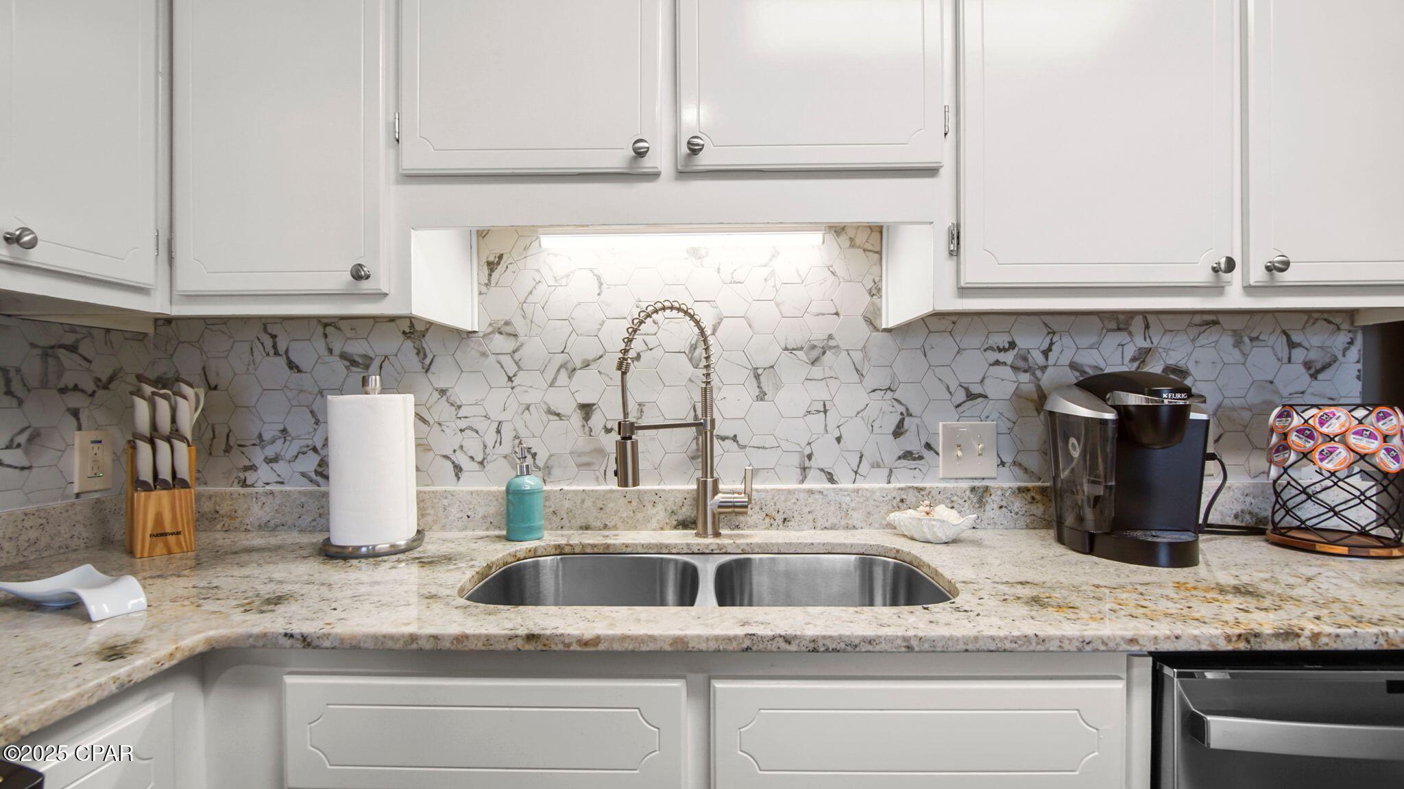 8o89_uyihodssnpwktjt5axpuxhb6dvqapgruu0utvu