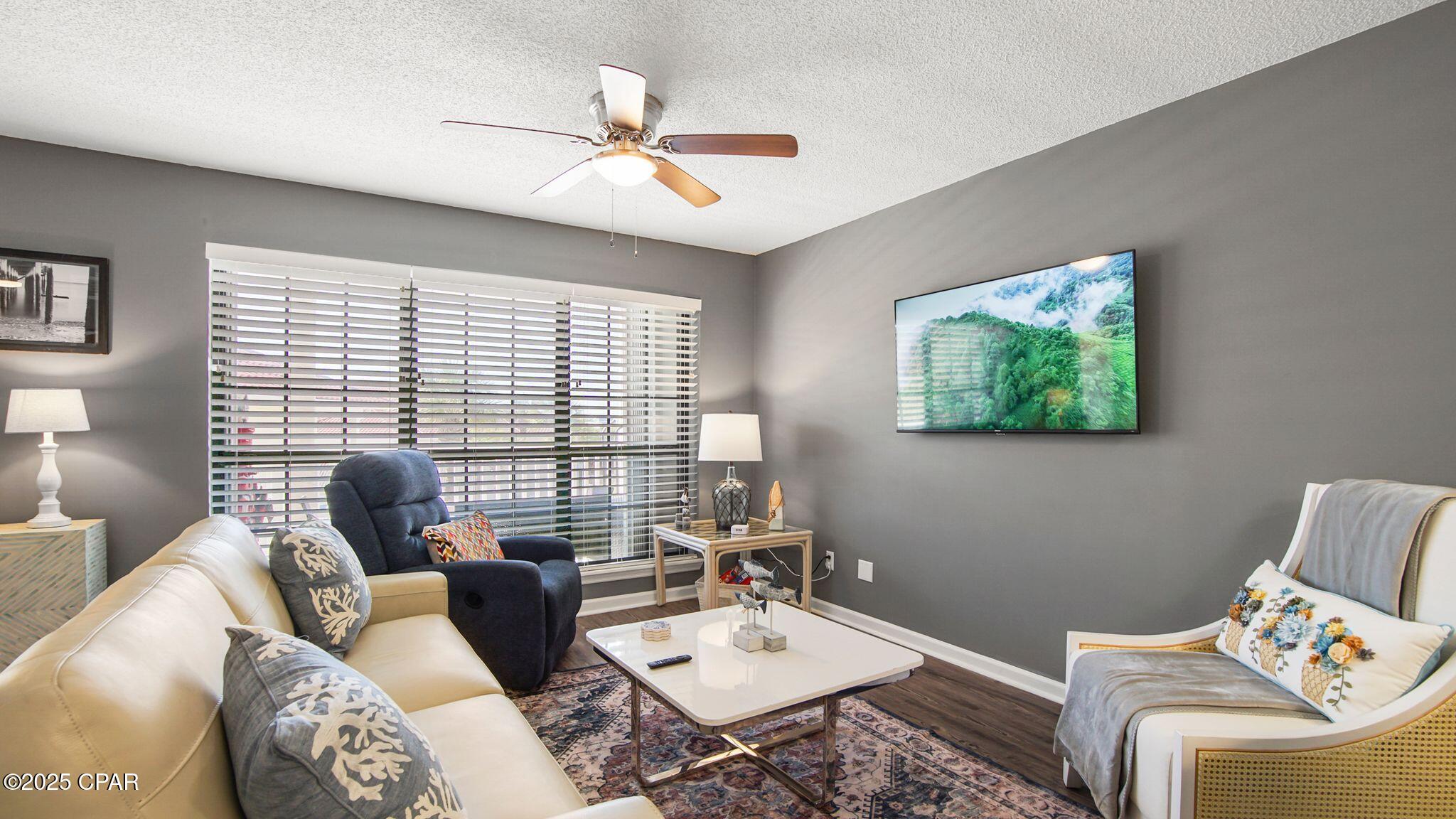 Dimqpmqgdgyjbt2ph3dwlnnnoimlj2ewni6vt_55uva