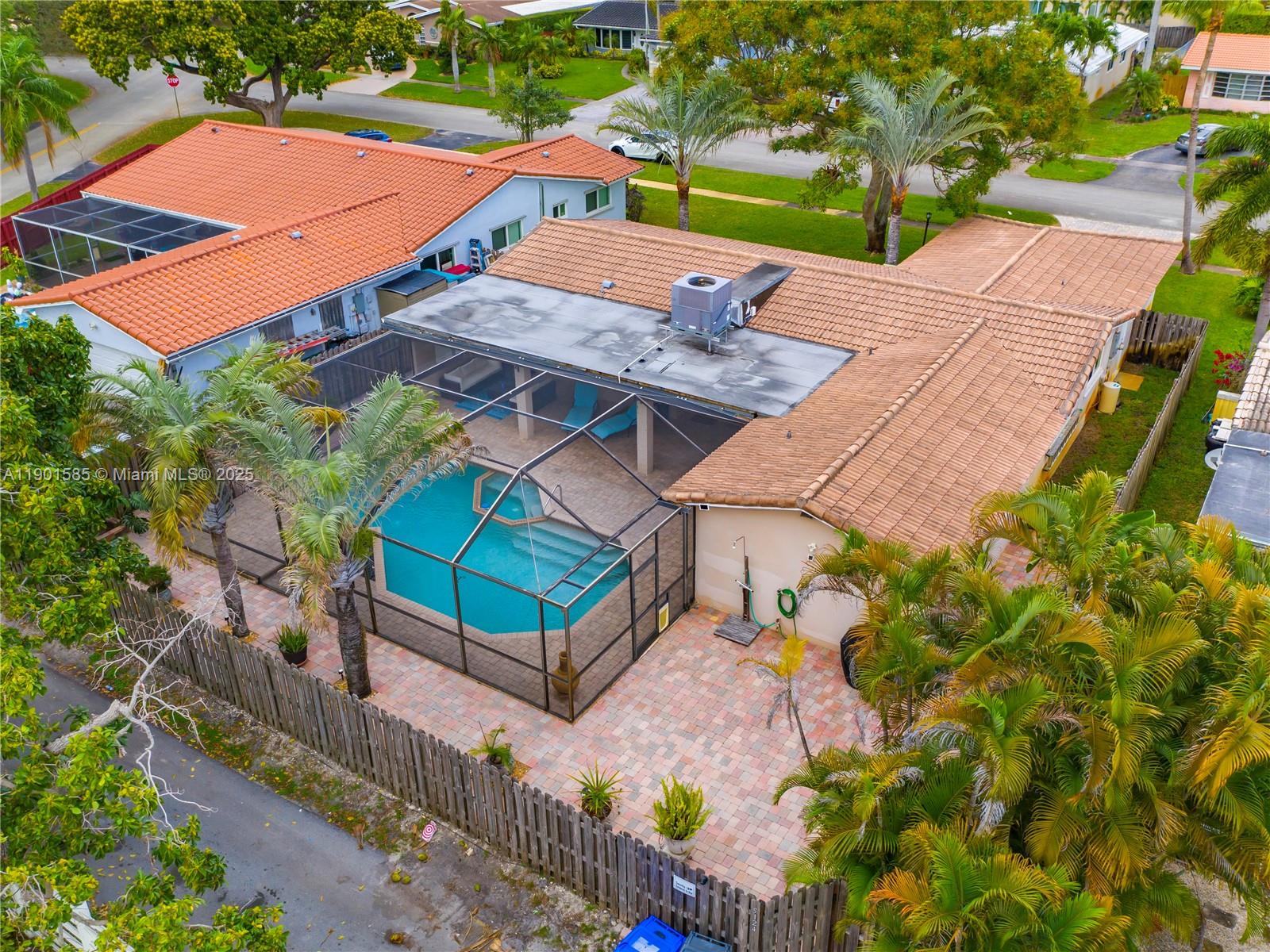 5124 Mckinley St, Hollywood, Florida 33021