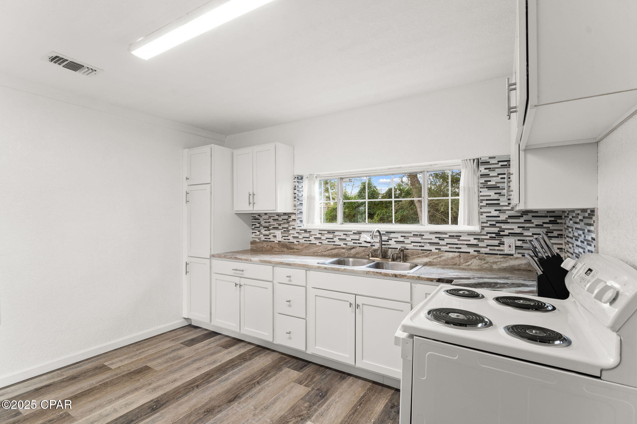 Sy4jsr8 S_v8yo9waysecnn47hjah9mg5_outczvdlc