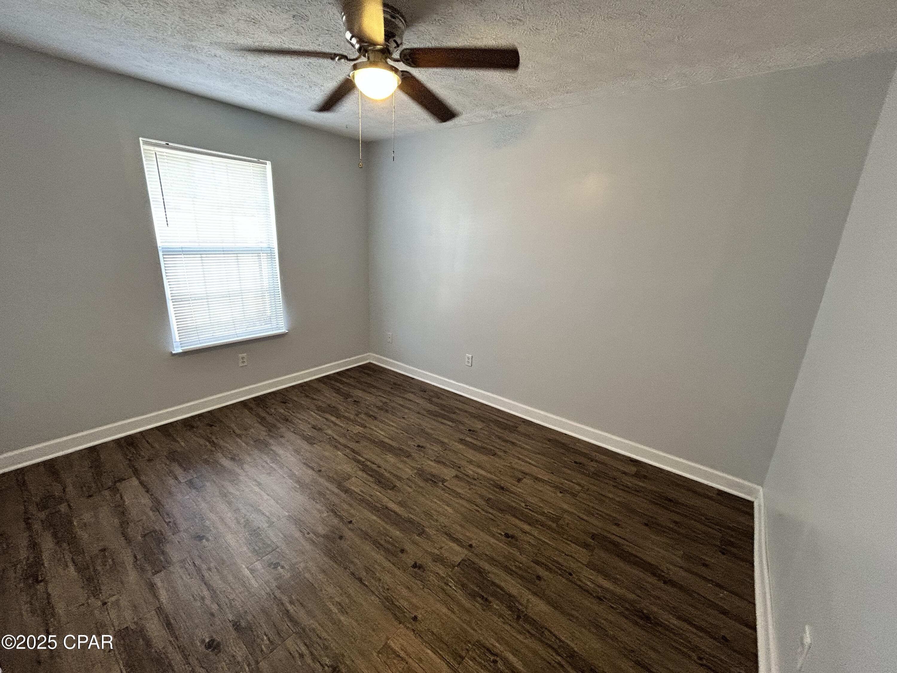 Mkkde6ysdbmqg_fsrj7ki1mtncjxpxz4ymaup4o2iga