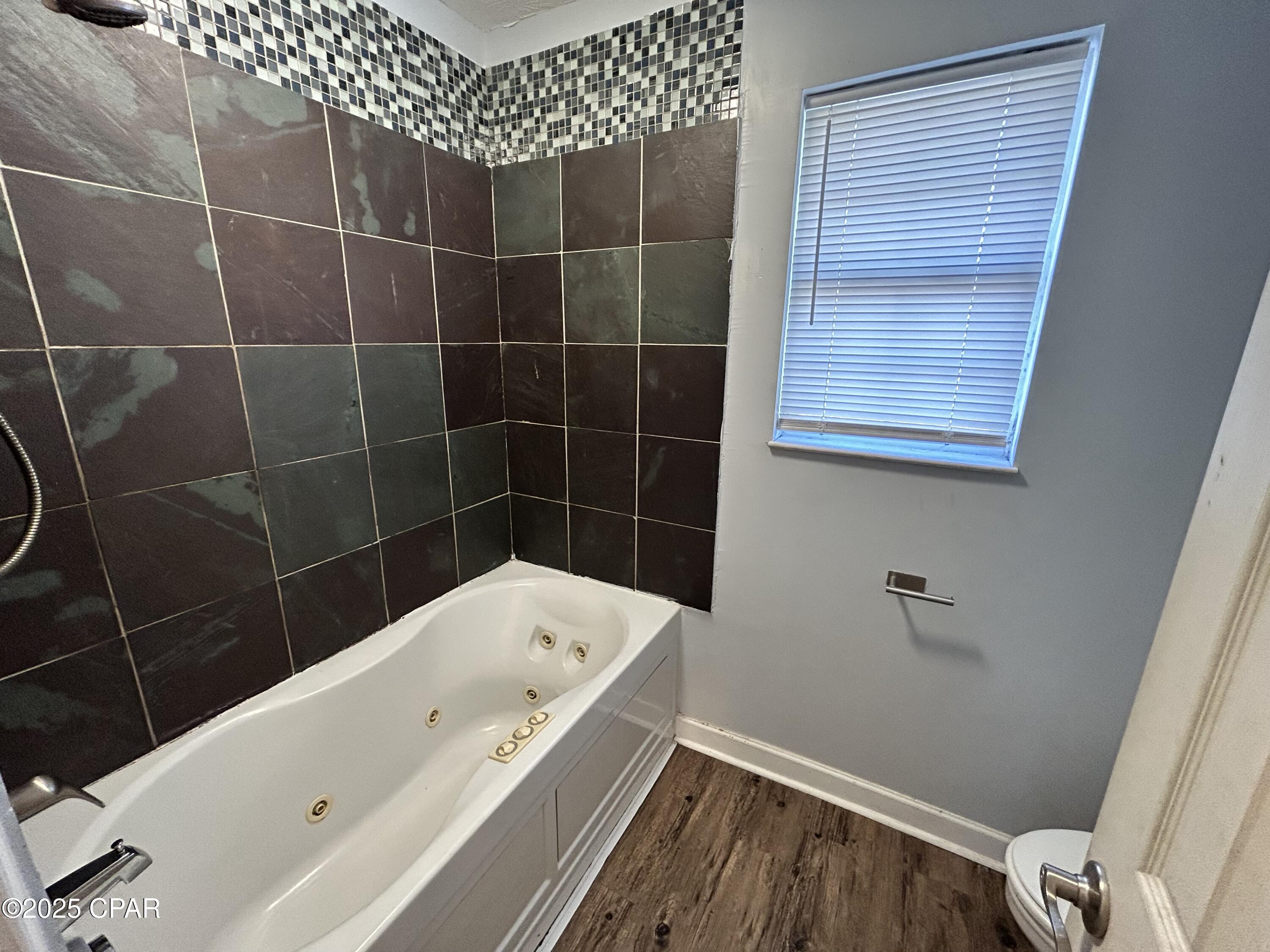 Qdti8bayhtugbp33 Nrjlp11_tiducv8xvu6yodjbgq