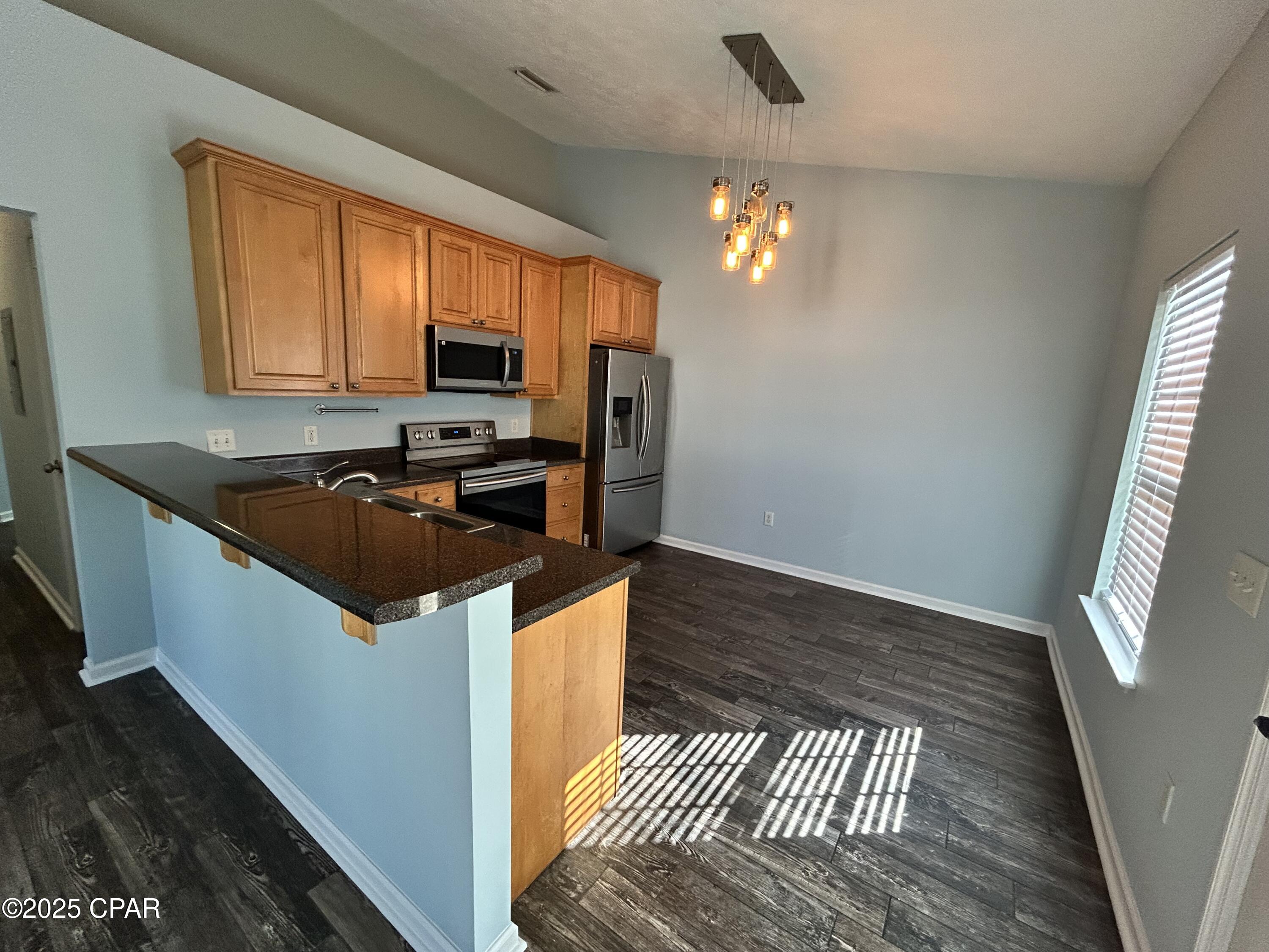 Image 3 For 2612 Oakmont Drive