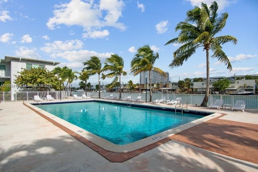 Property photo # 2