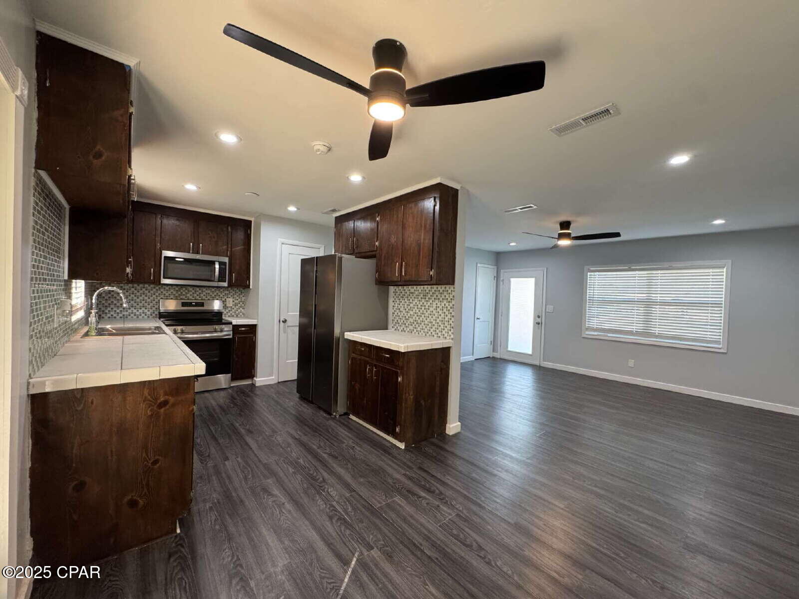 Cieumxacw96hjyio1 Fko31ddbyxhe_kovt5gggacb8