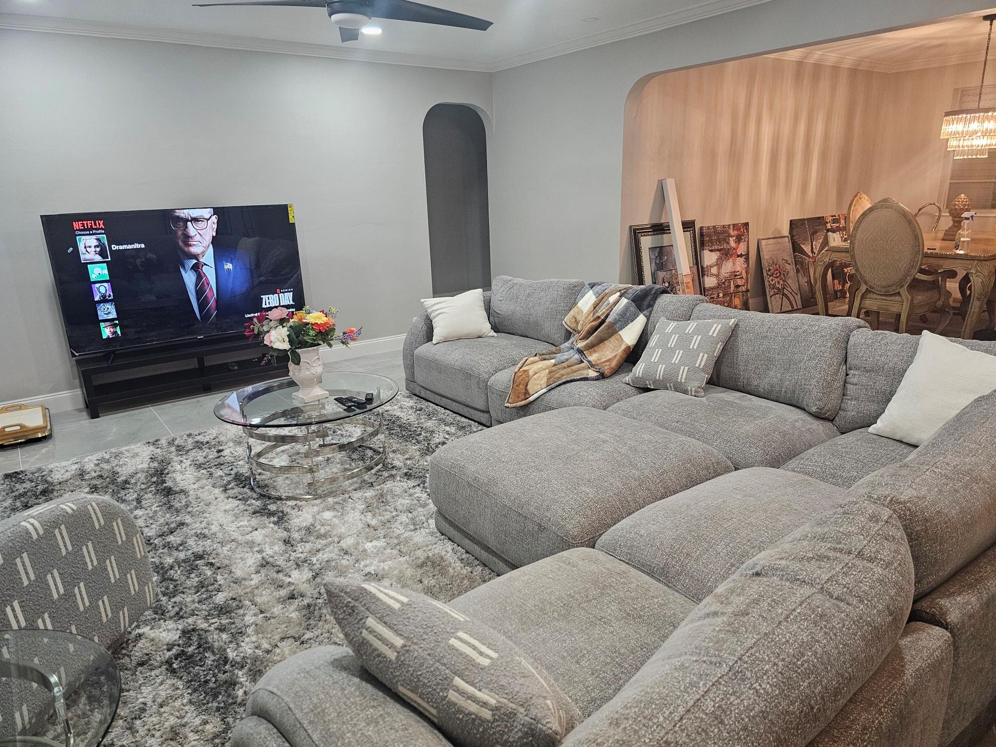 Hollywood Hills Amd 6-31