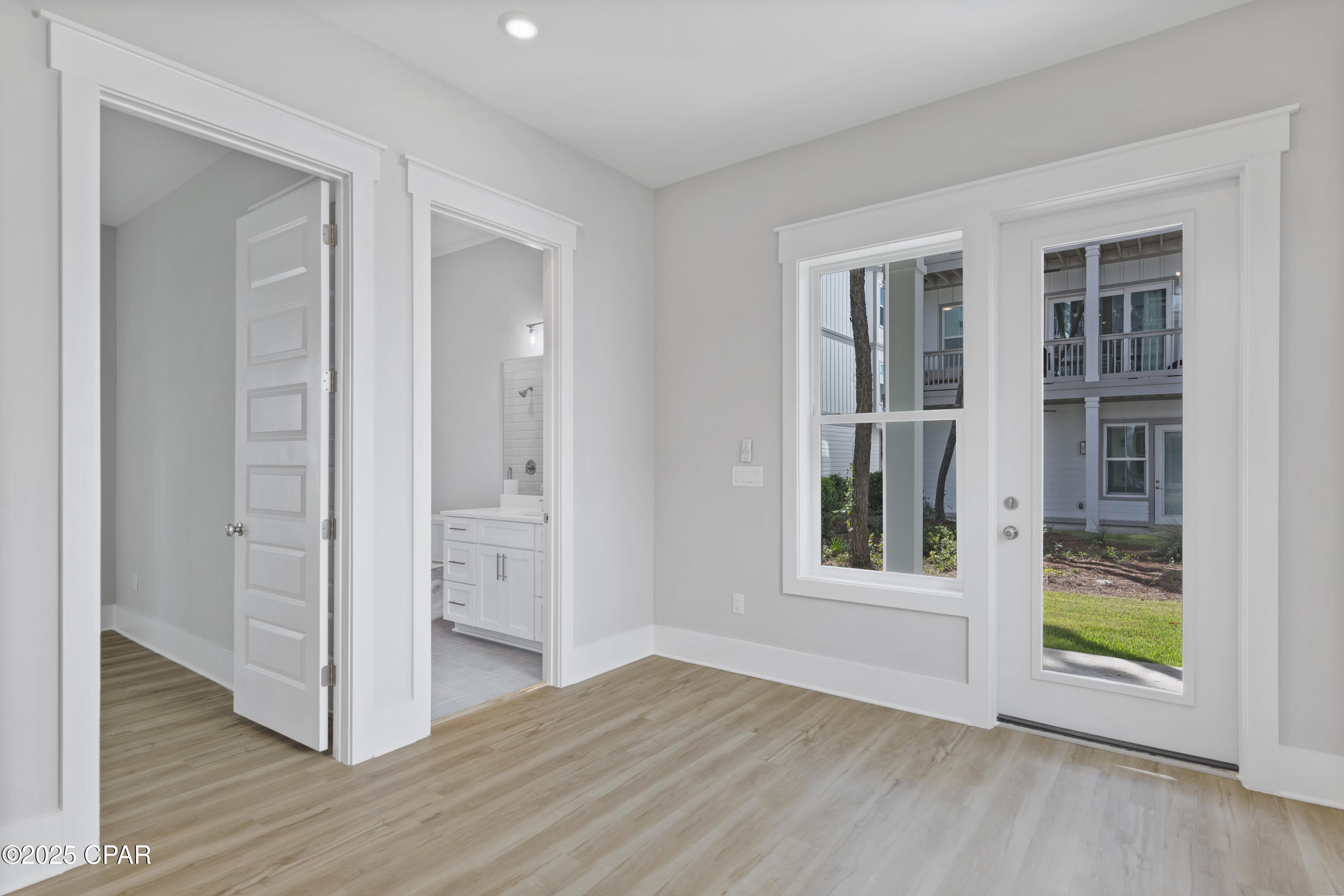 Cq8b_gv_oebivie Ri45djvabmescmaacefzyxmr7sk