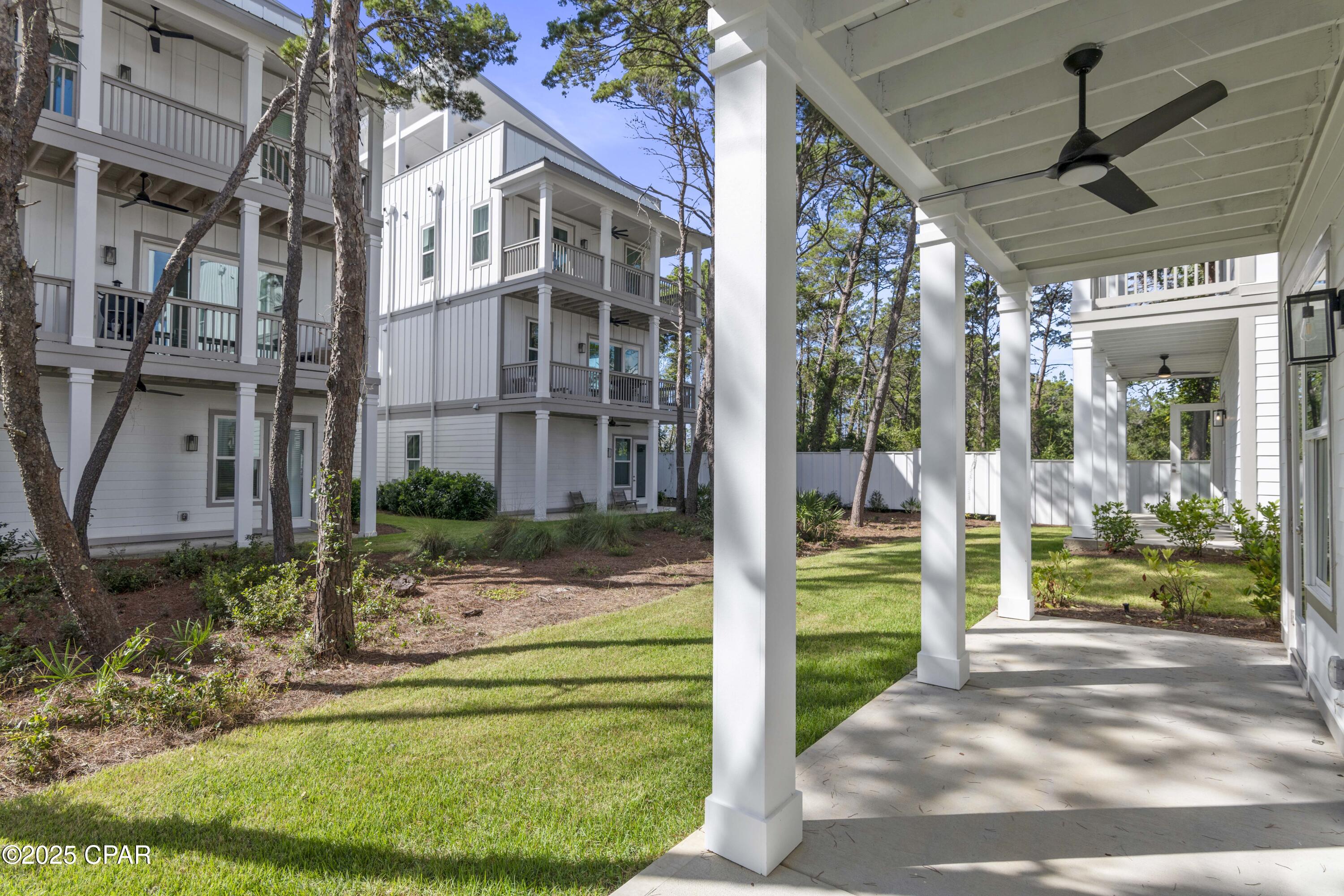 Image 19 For 27 Queen Palm Drive