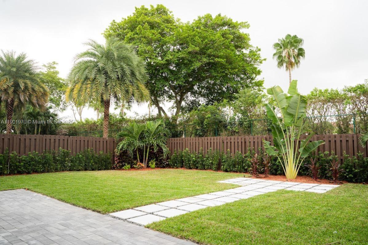 Property photo # 2